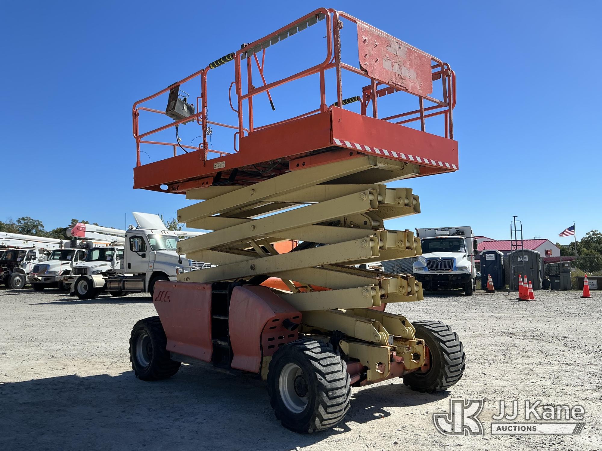 2002 JLG 4394RT