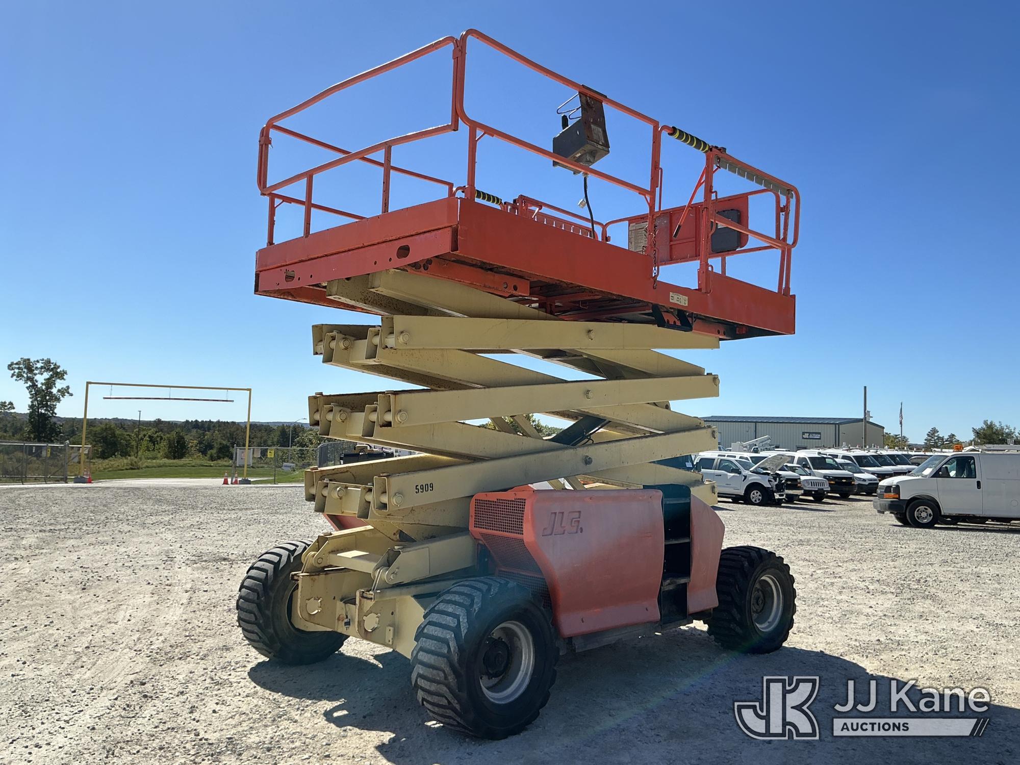 2002 JLG 4394RT