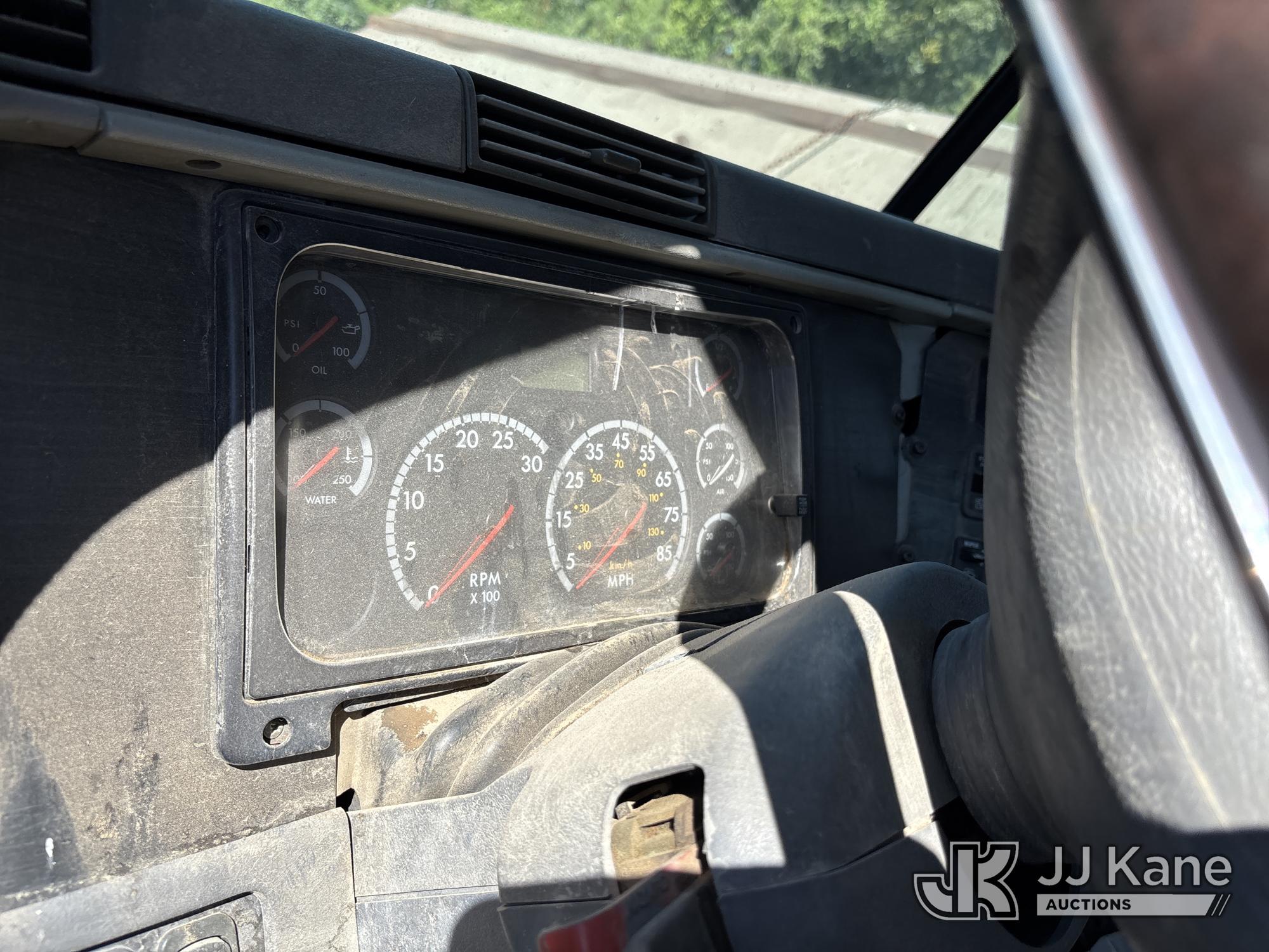 2006 Freightliner COLUMBIA 112