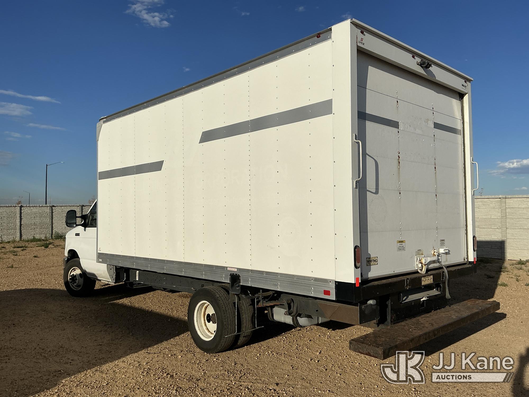 2023 Ford E-350