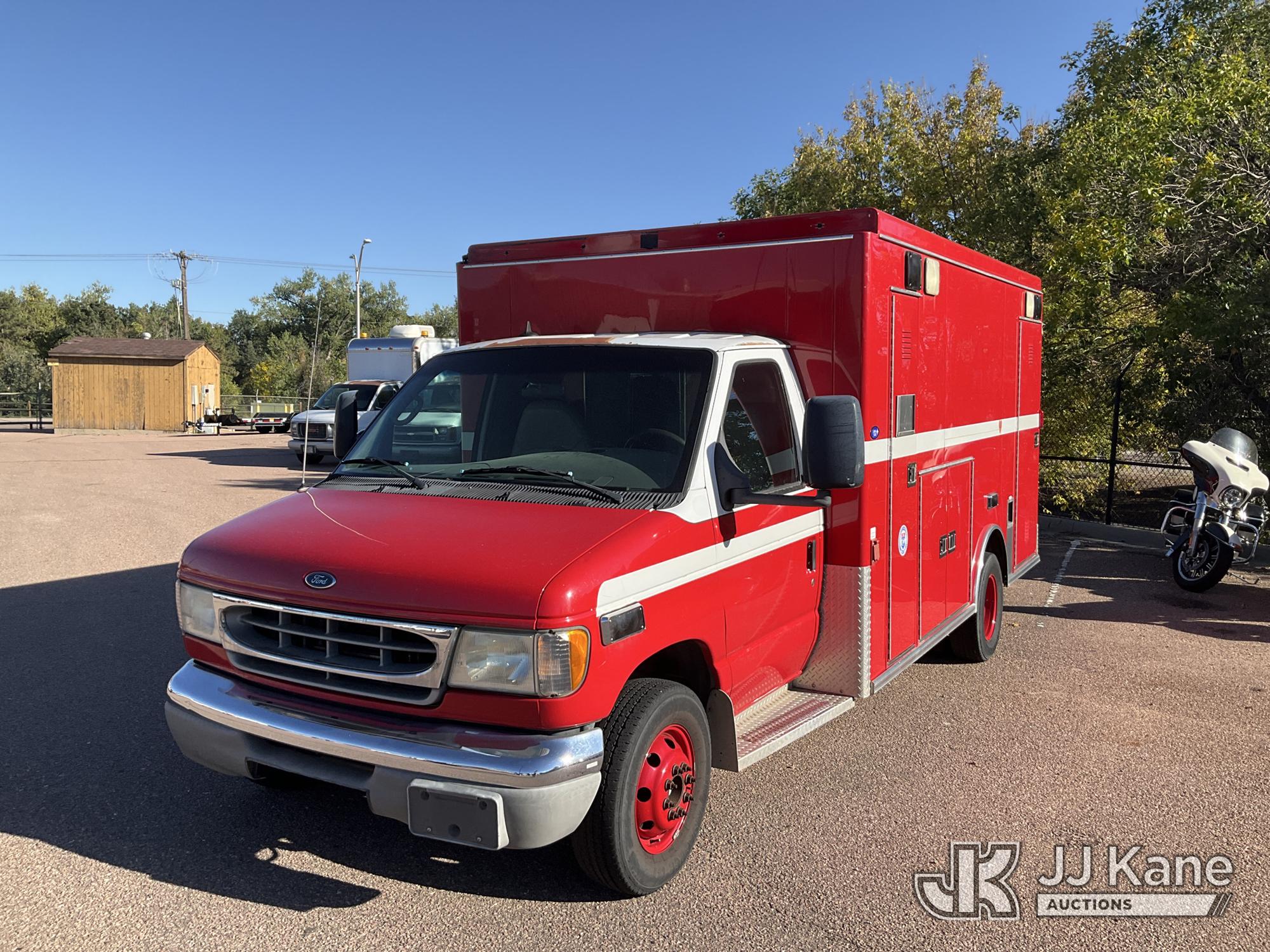 Photo of 2002 Ford E450