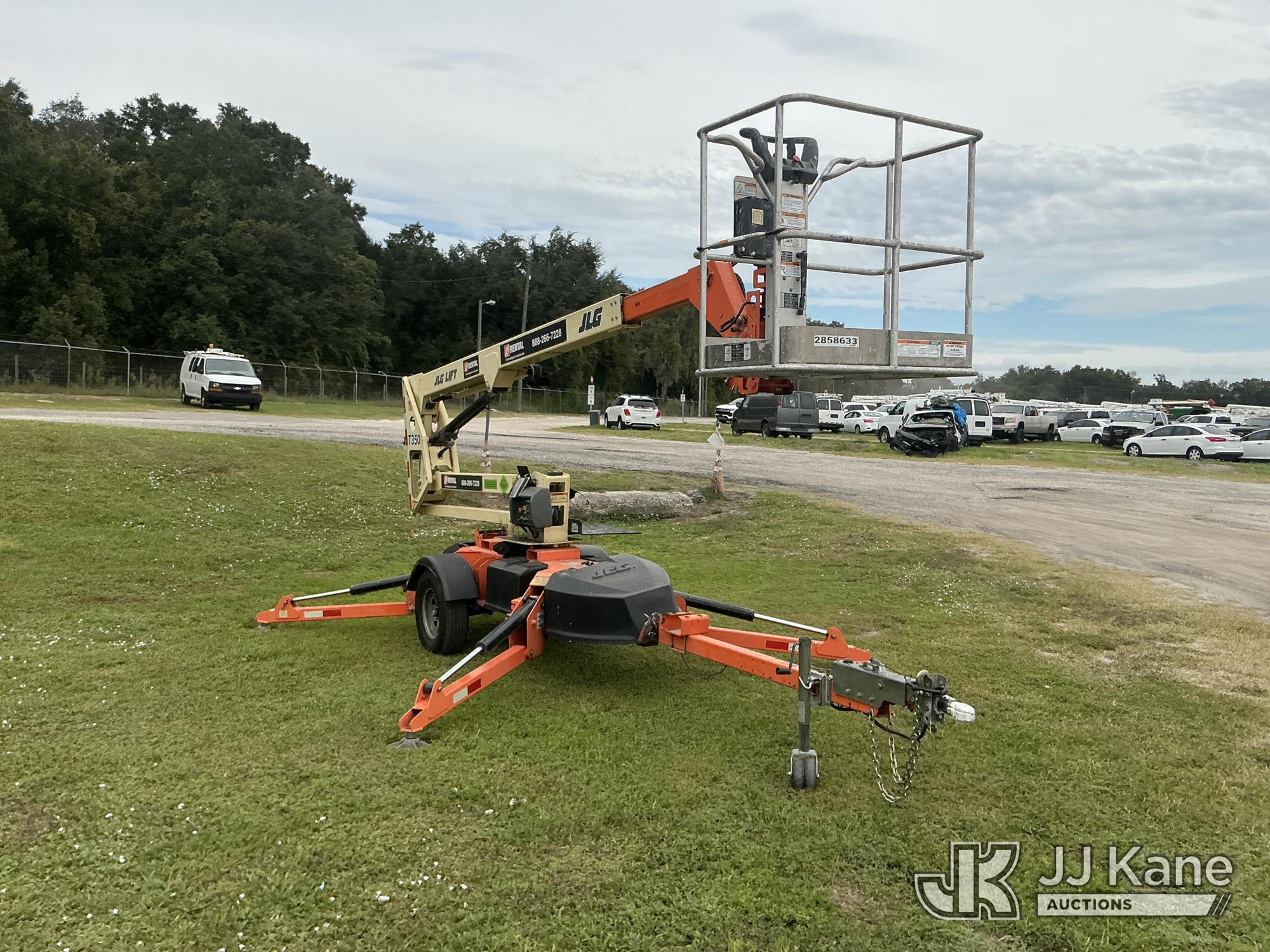 2019 JLG T350