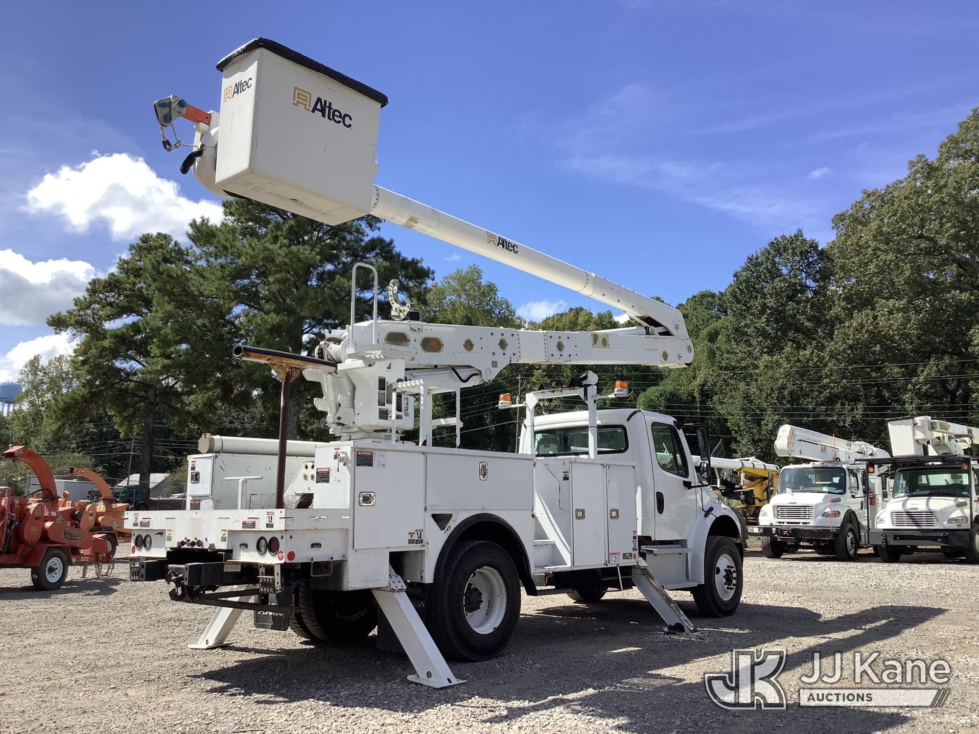 2019 Freightliner M2