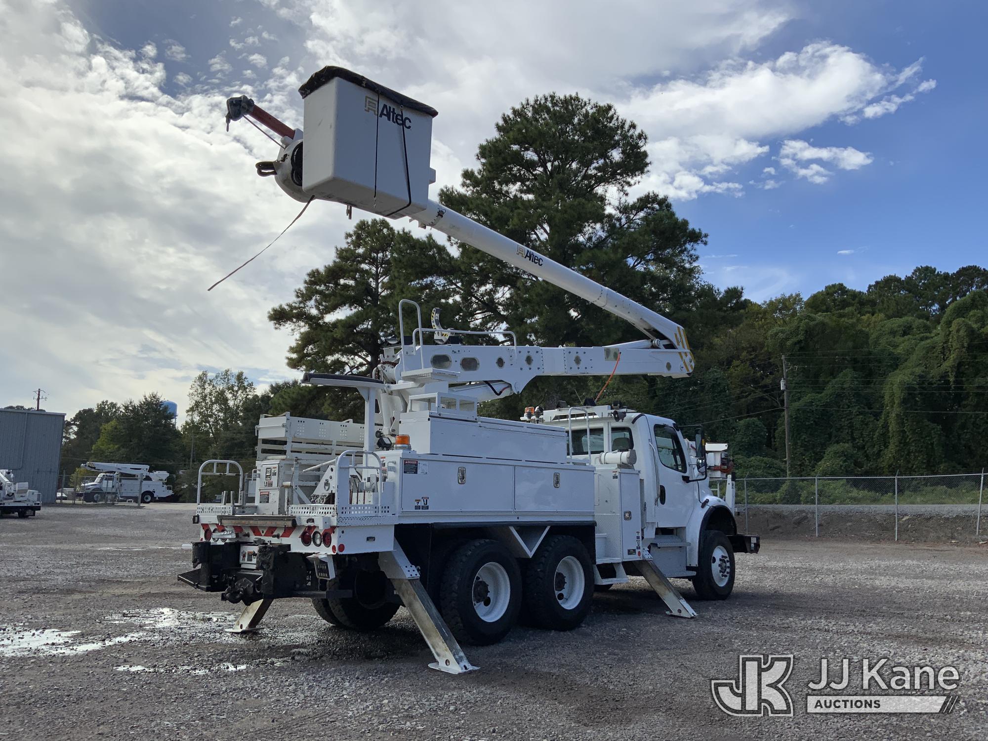 2018 Freightliner M2 106