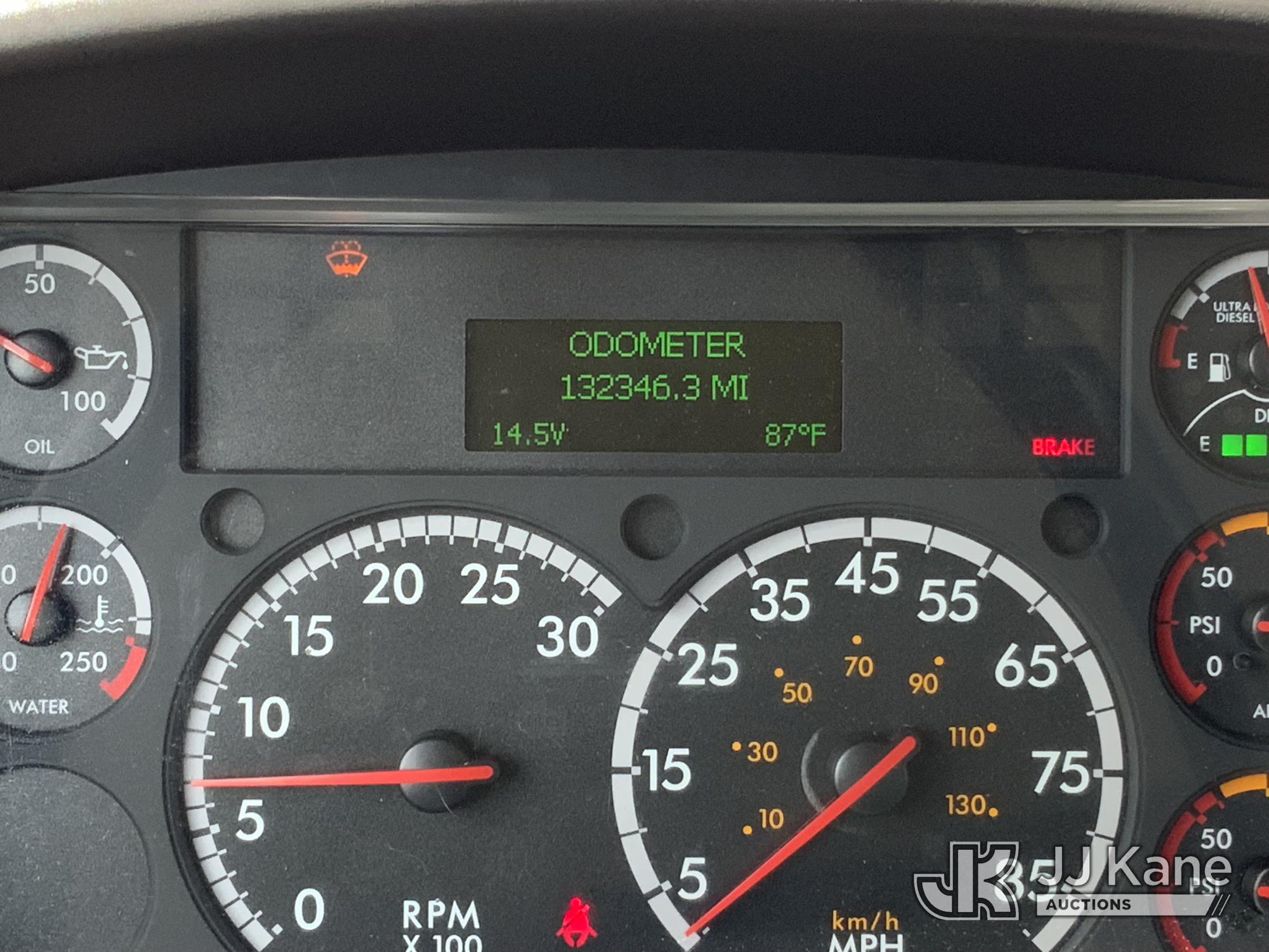 2018 Freightliner M2 106