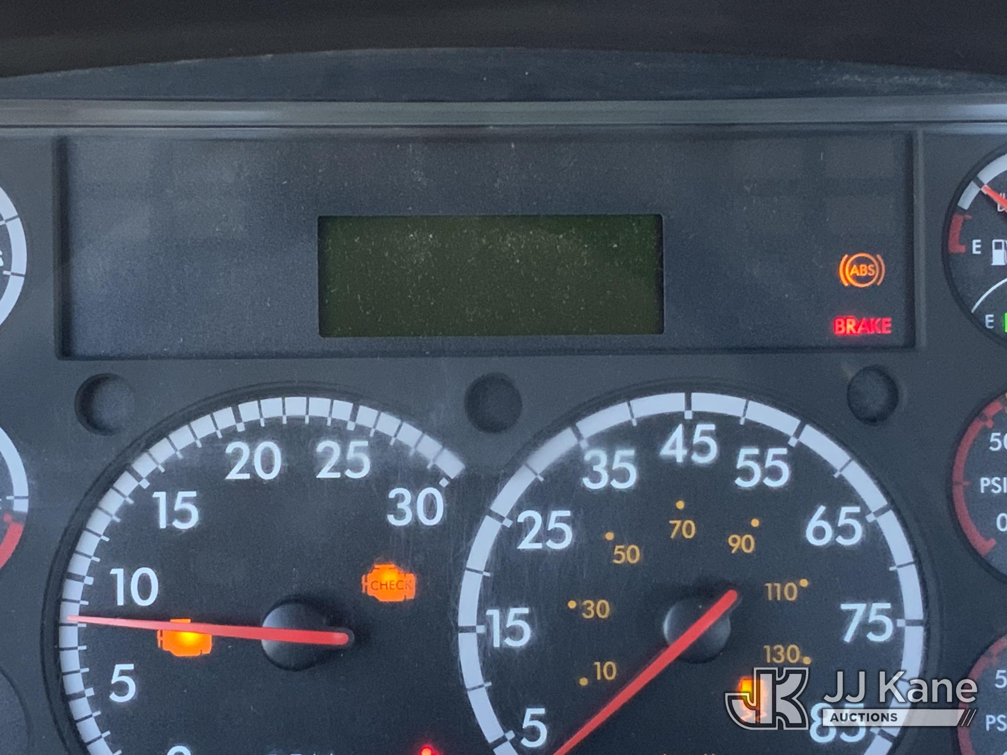 2018 Freightliner M2 106