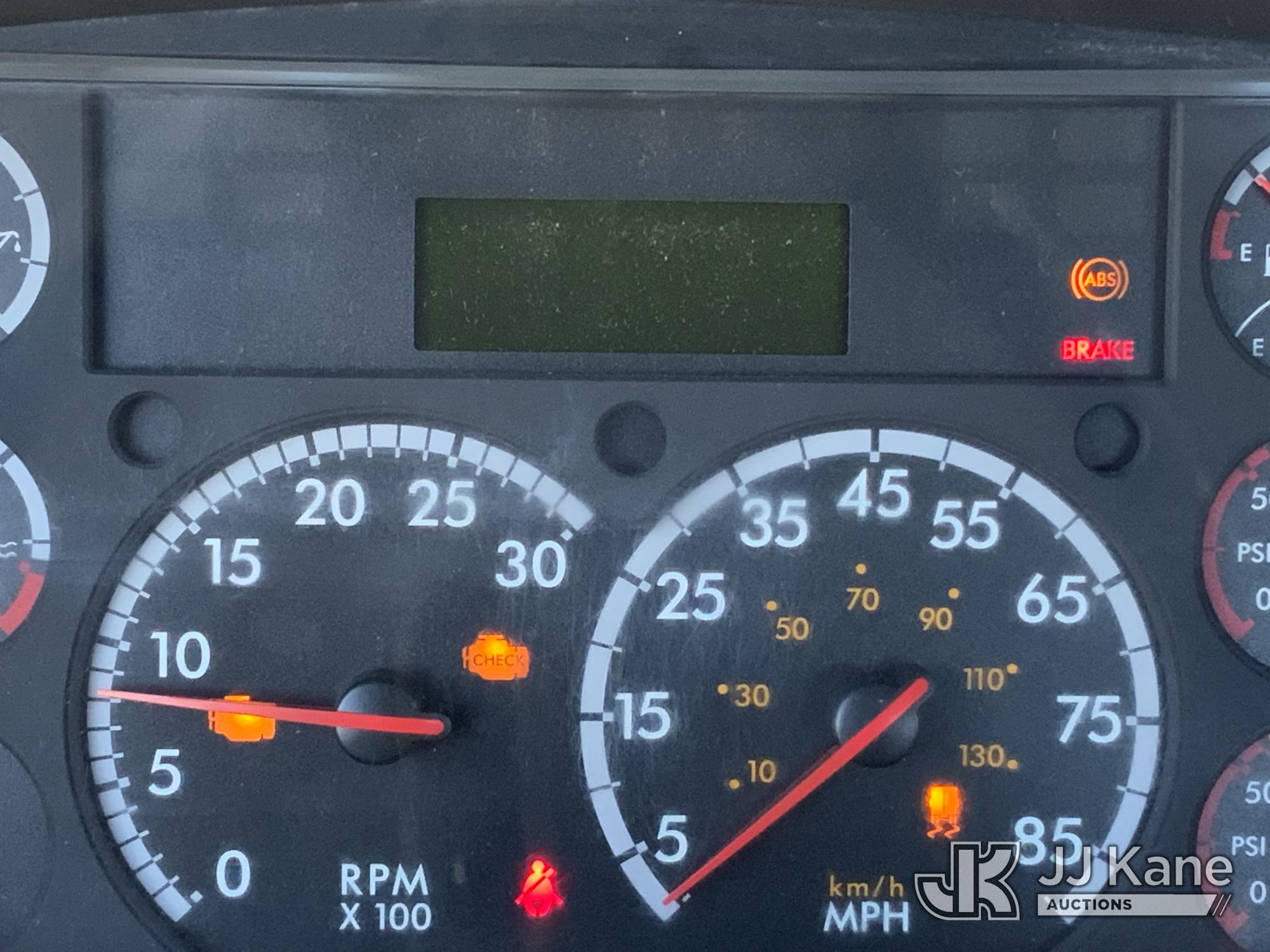 2018 Freightliner M2 106