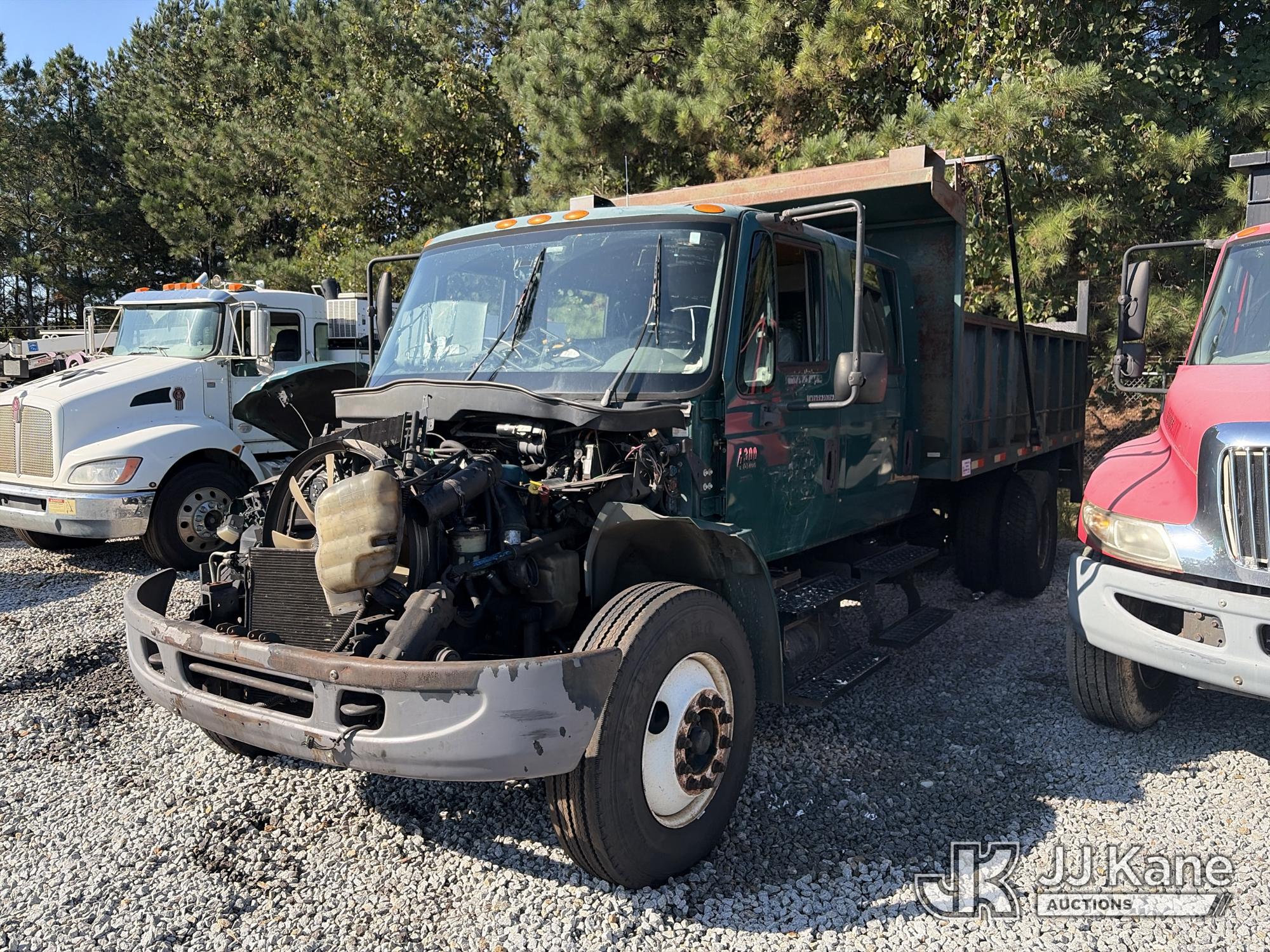 Photo of 2005 International 4300