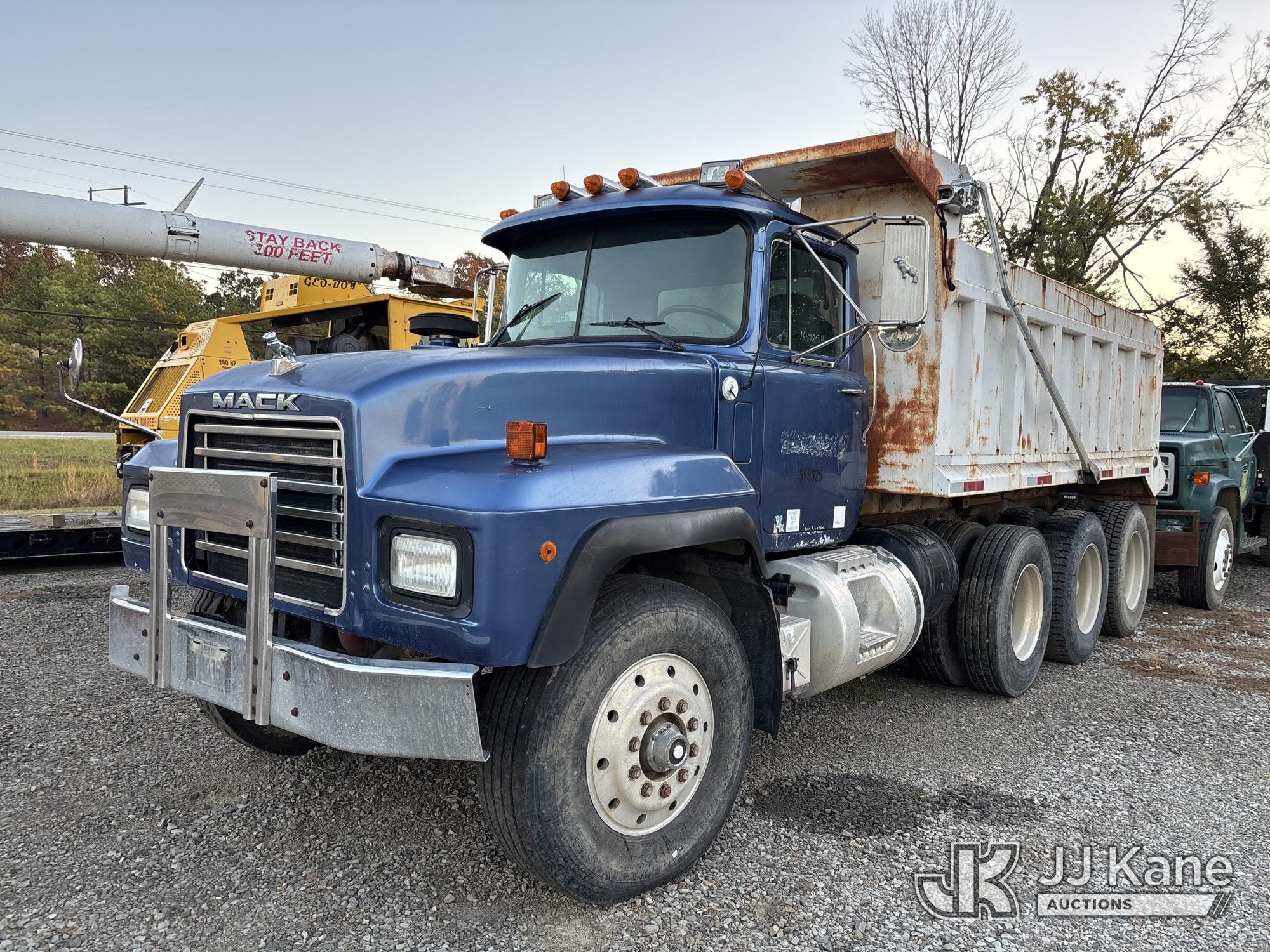 1998 Mack RD688S