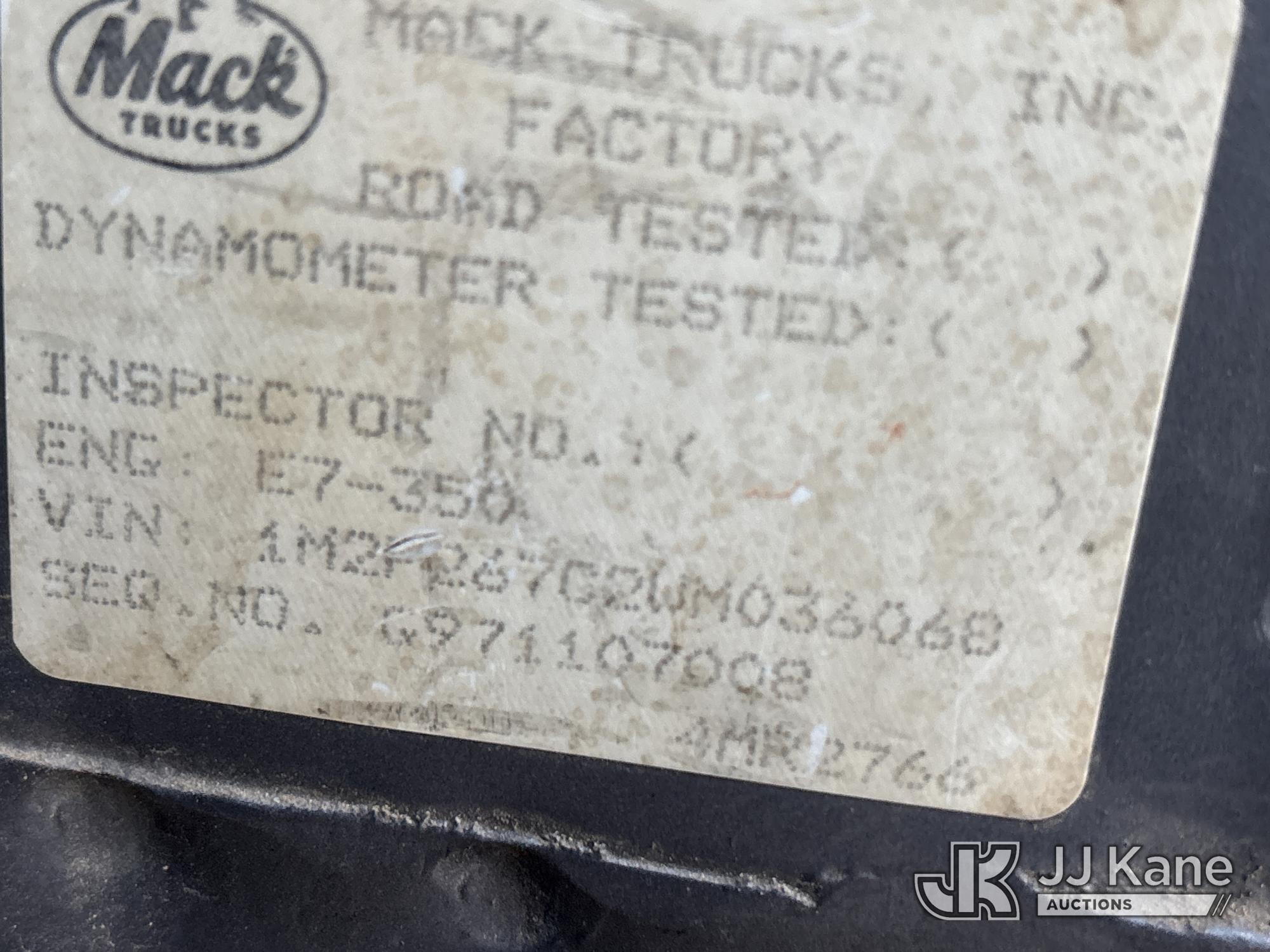1998 Mack RD688S