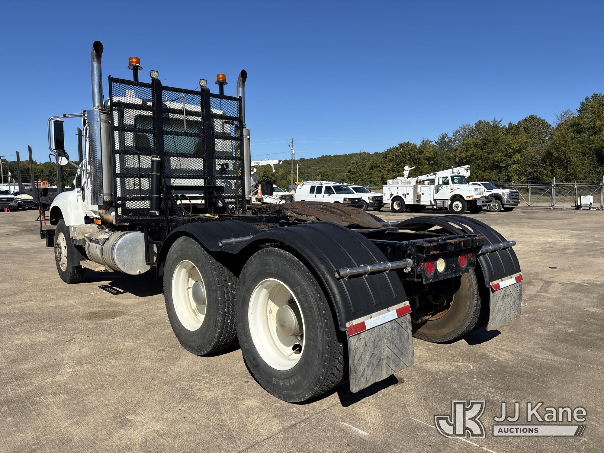 2006 Mack CV713