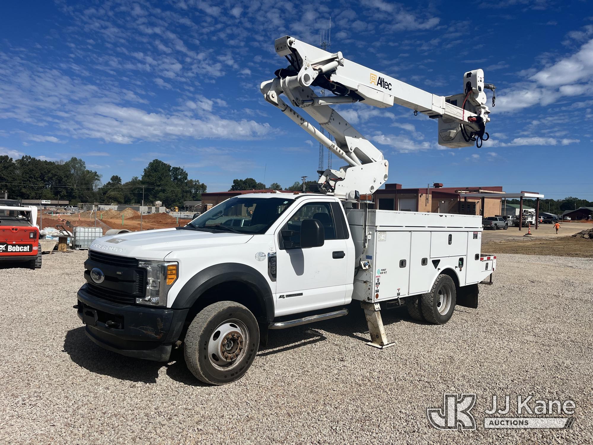 Photo of 2017 Ford F-550