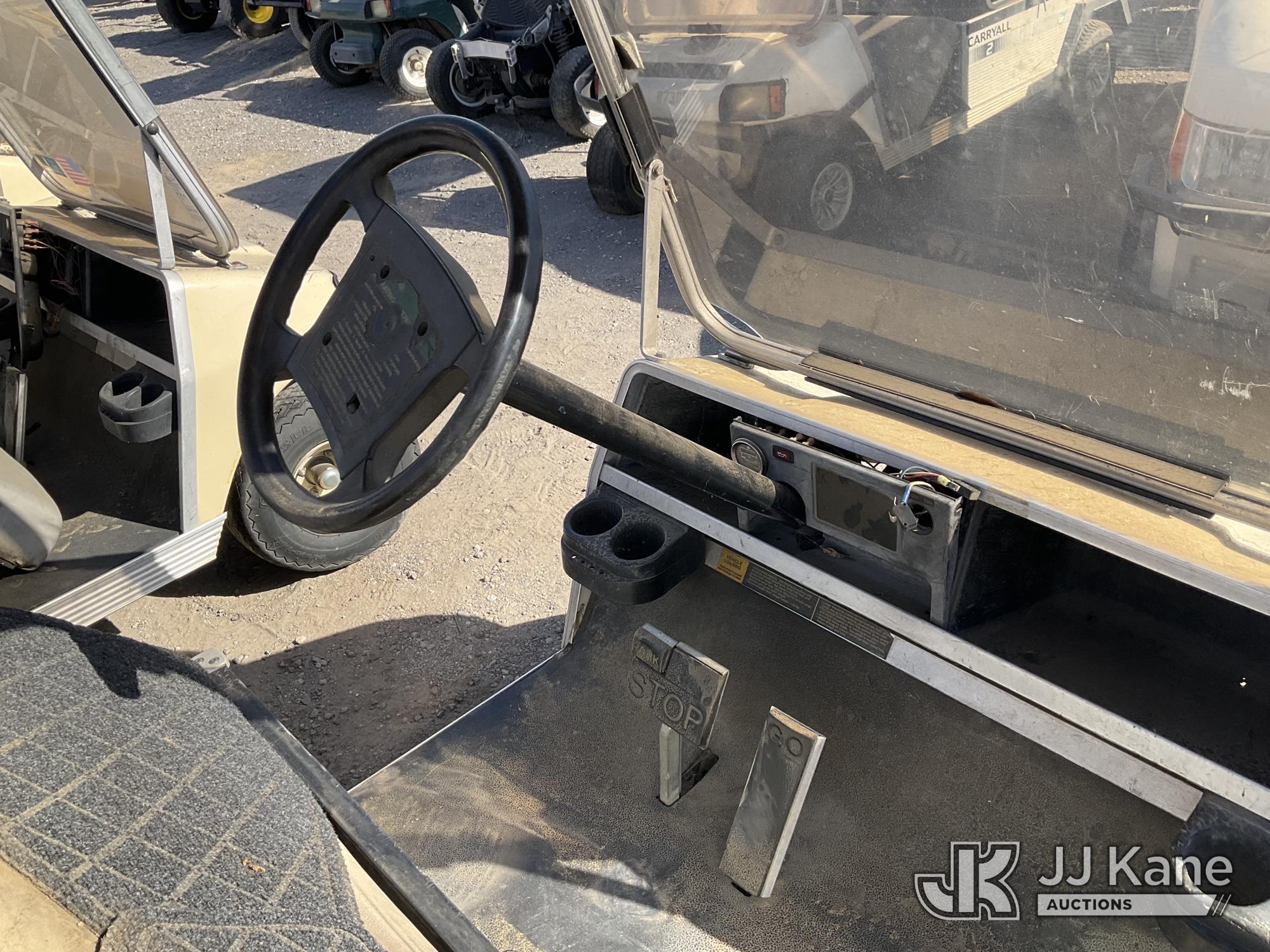 0 Club Car CARRYALL 1