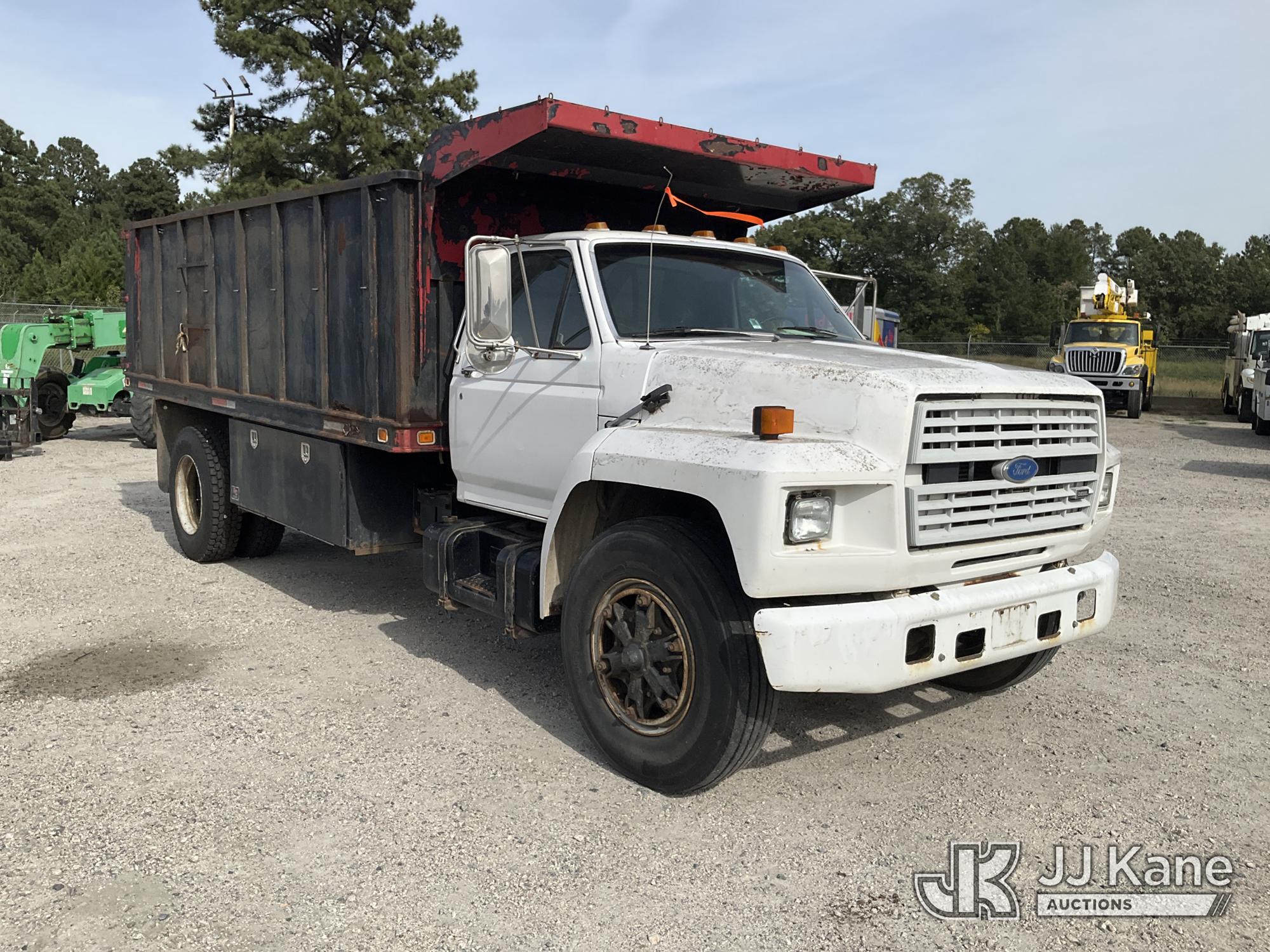 1992 Ford F700