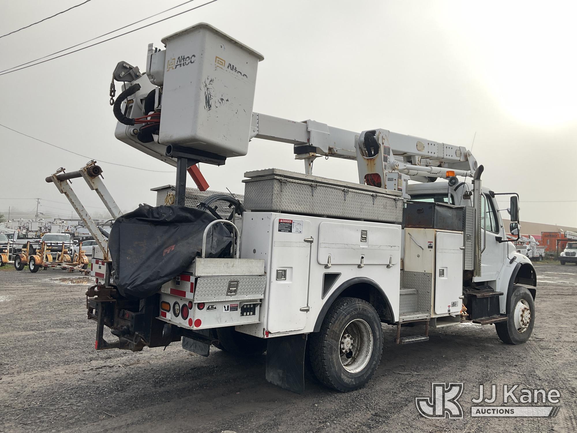 2015 Freightliner M2 106 4X4