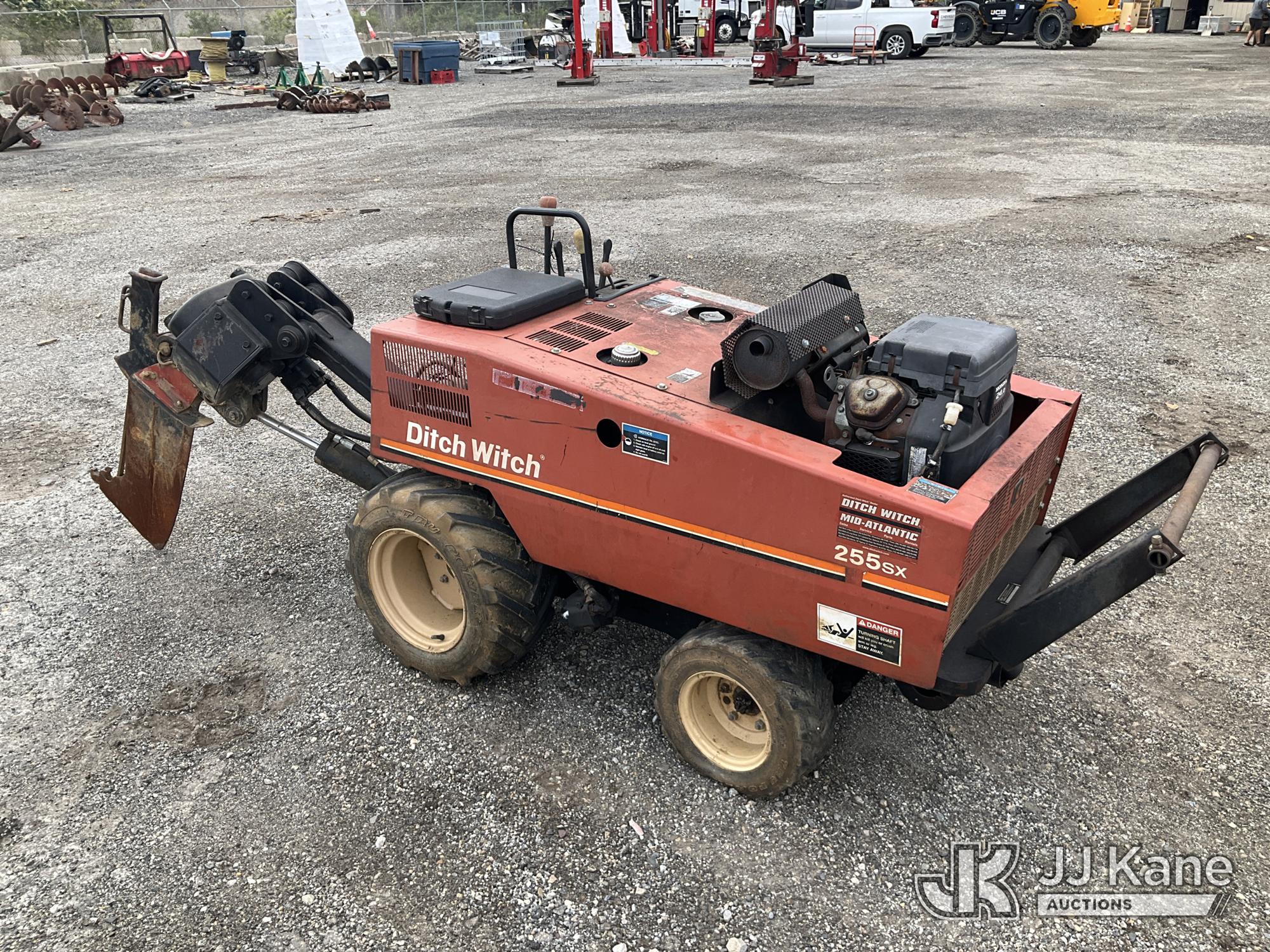 2006 Ditch Witch 255SX