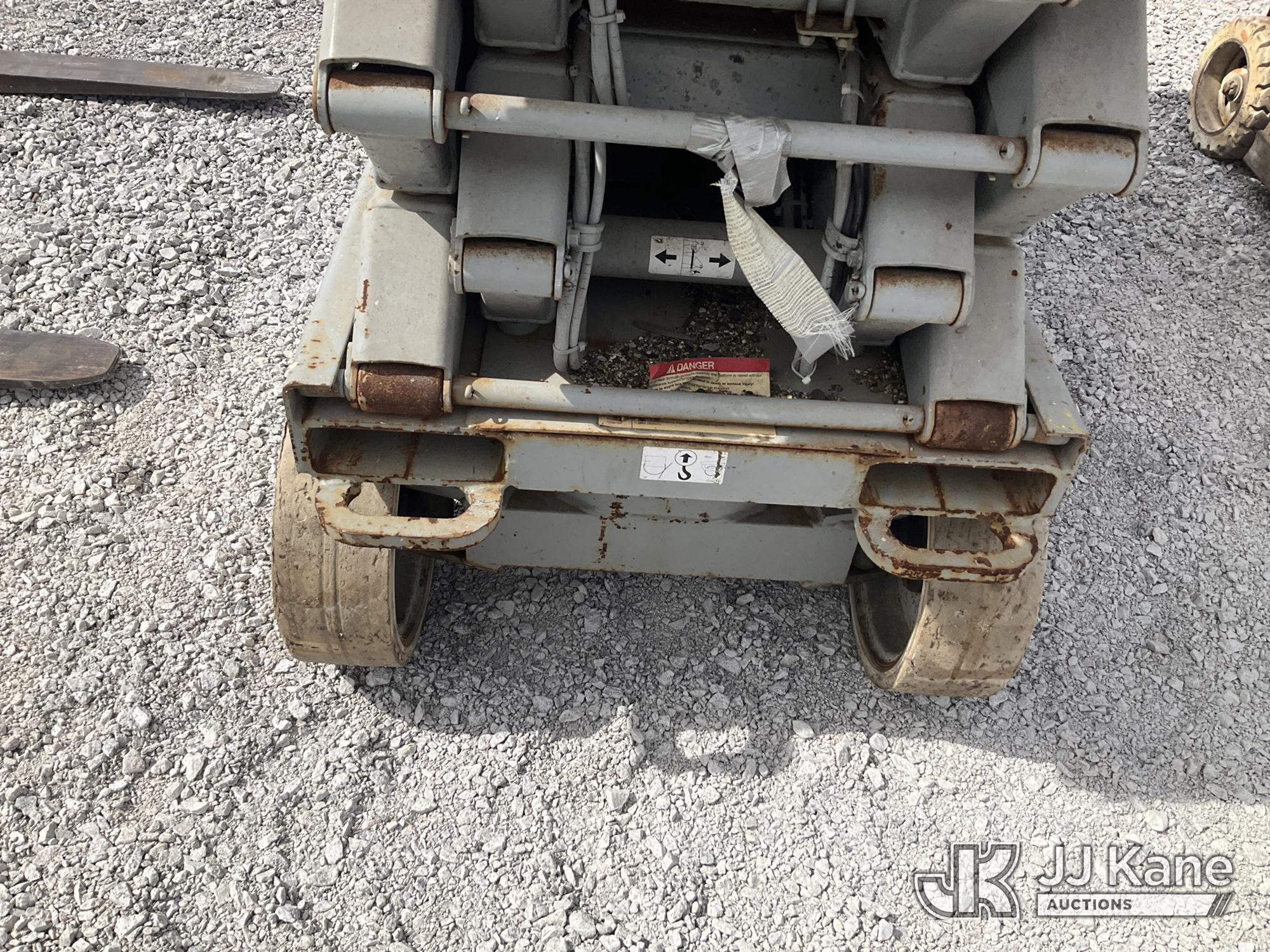 2005 Skyjack SJ3226