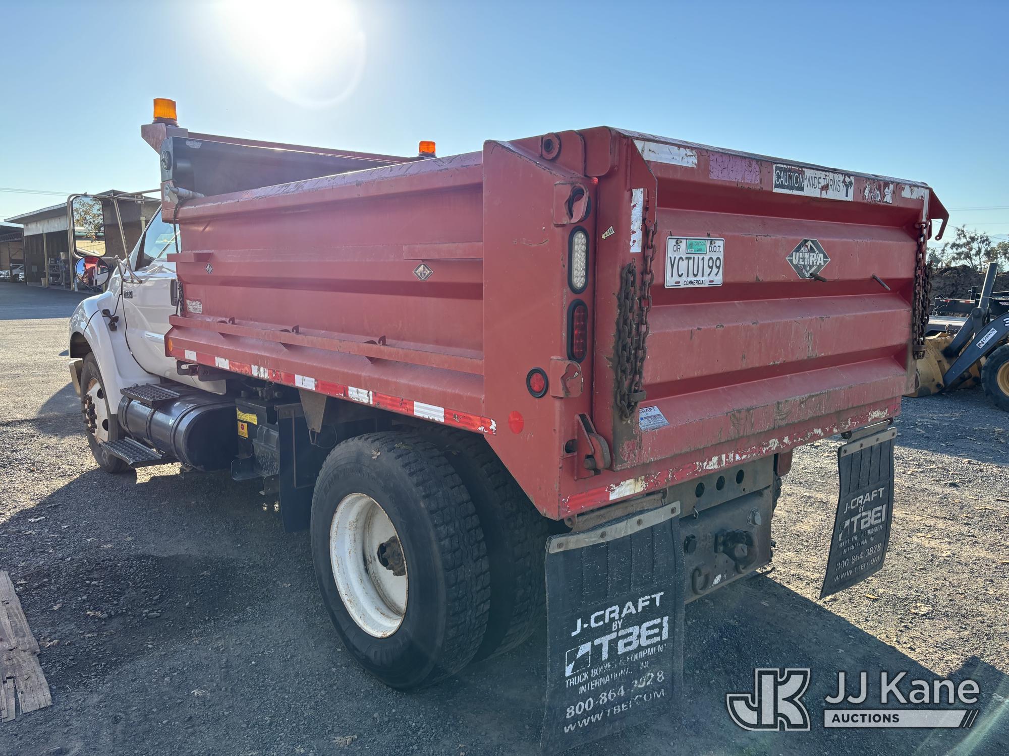 2011 Ford F-750