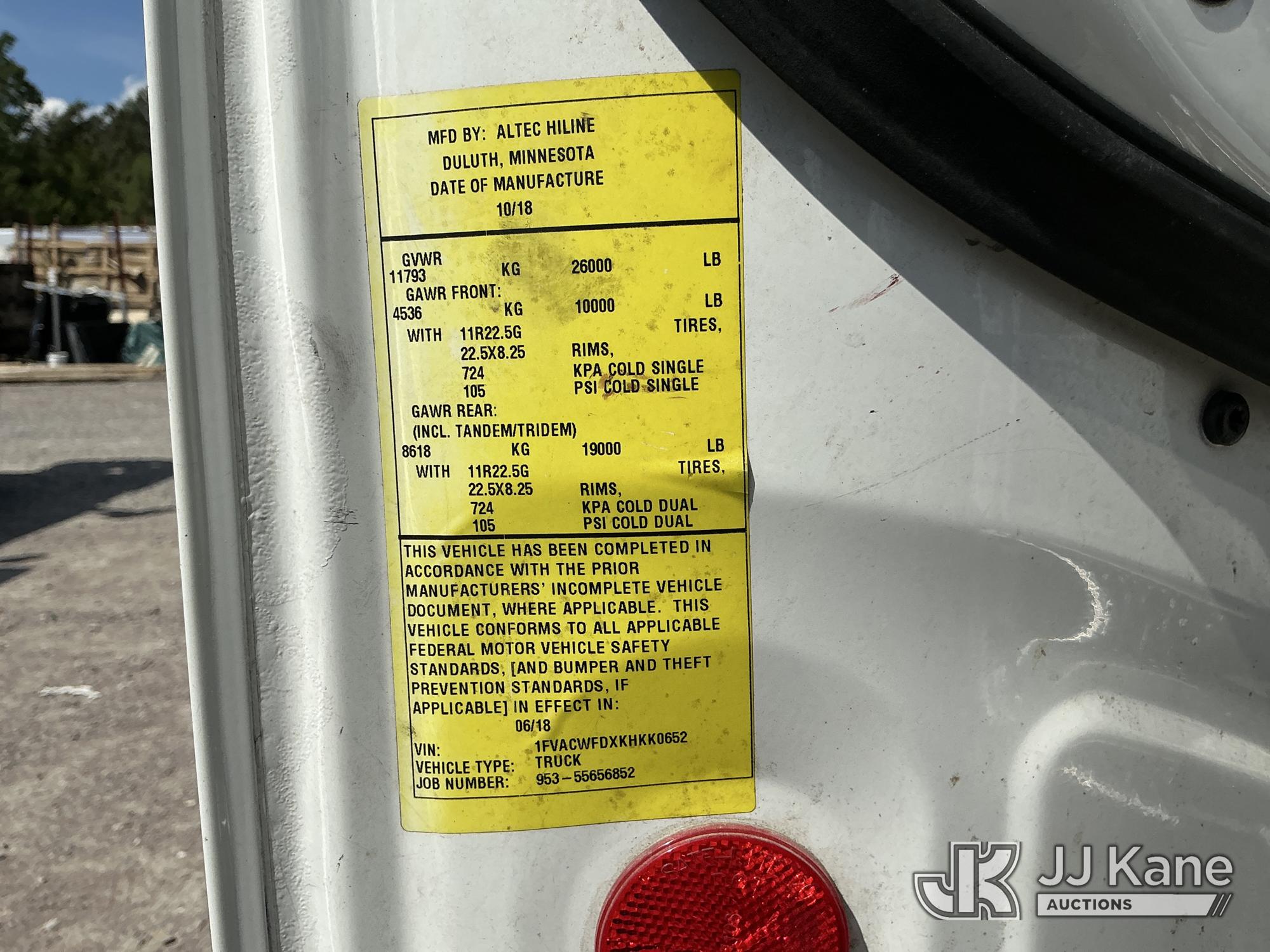 2019 Freightliner M2