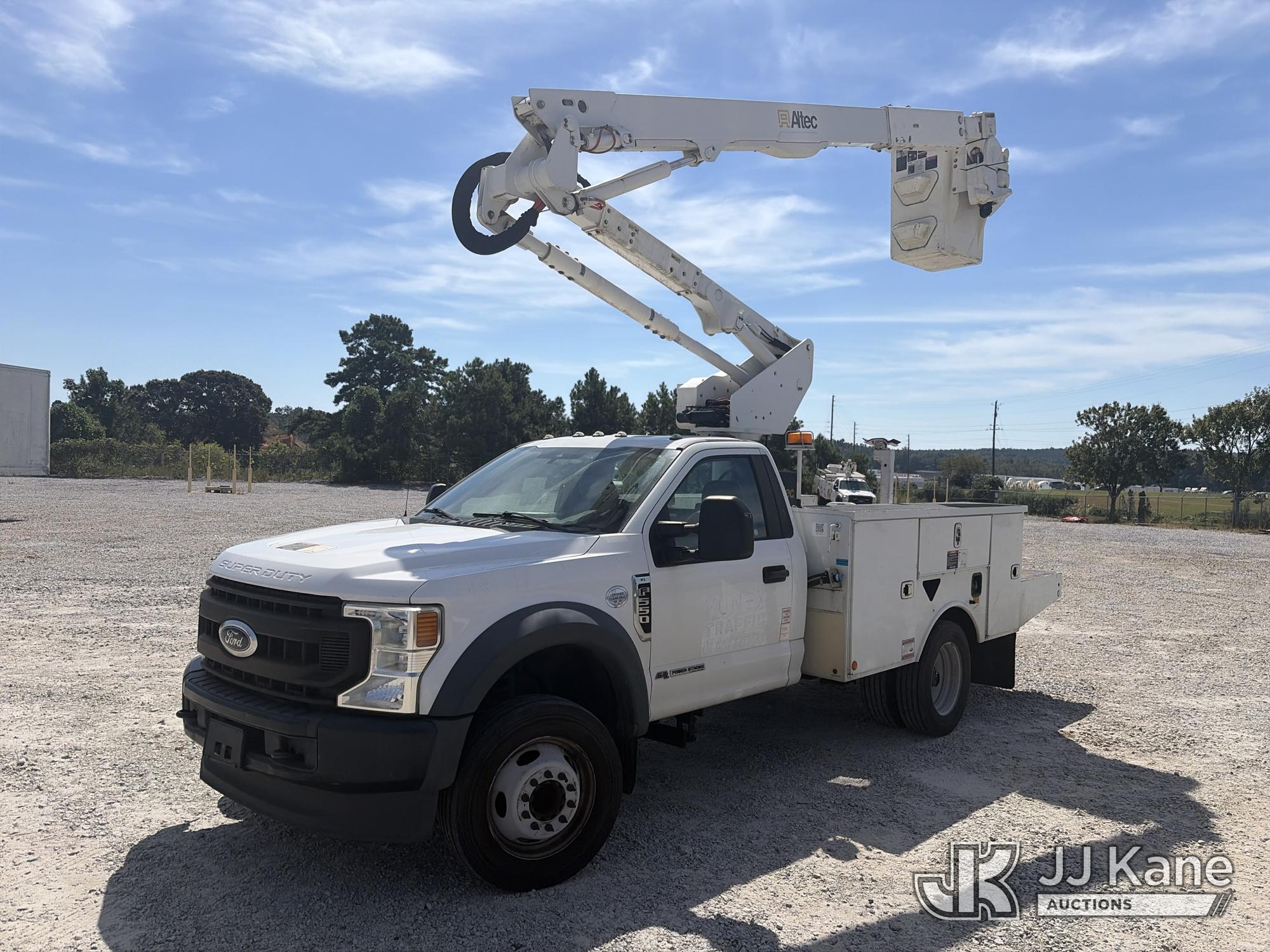 Photo of 2020 Ford F550