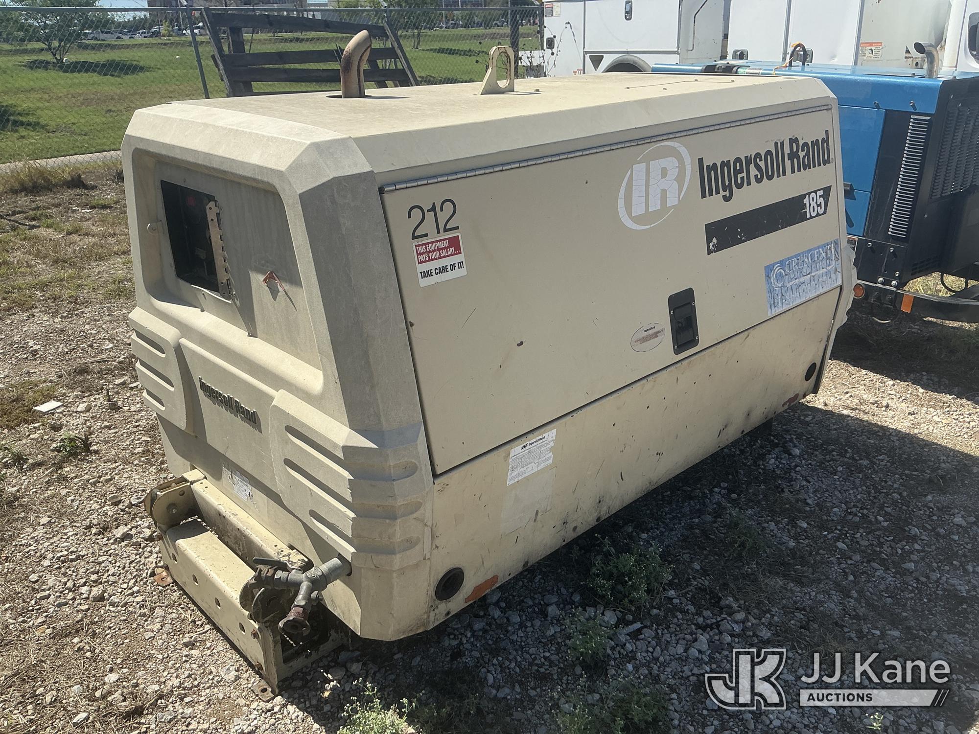 Photo of 2004 Ingersoll Rand 185