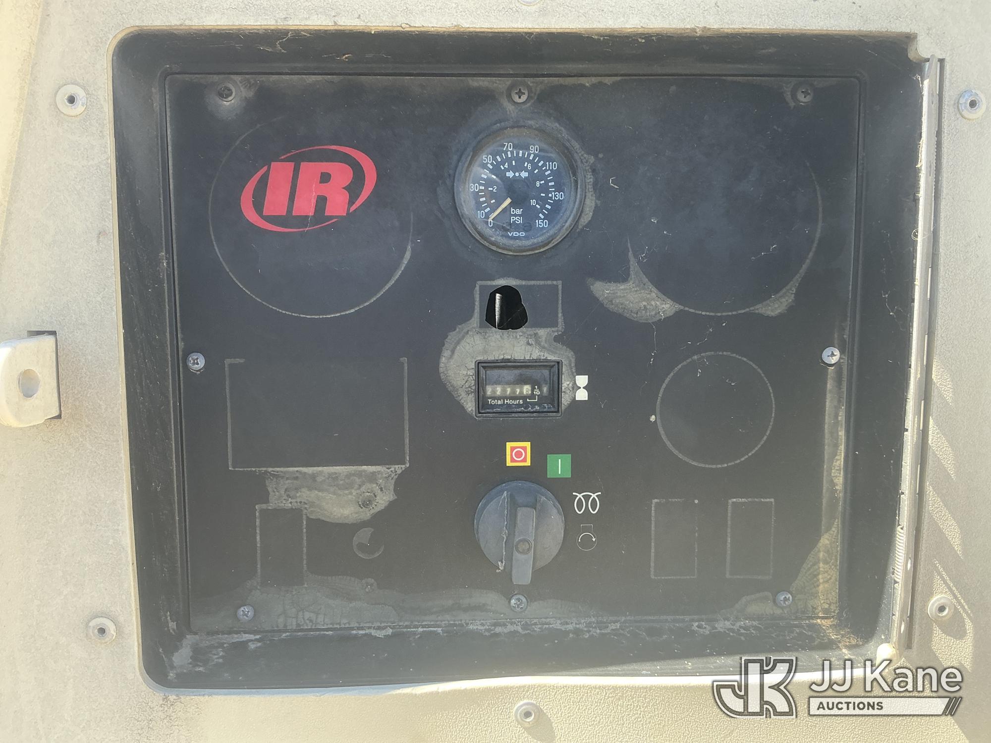 2004 Ingersoll Rand 185