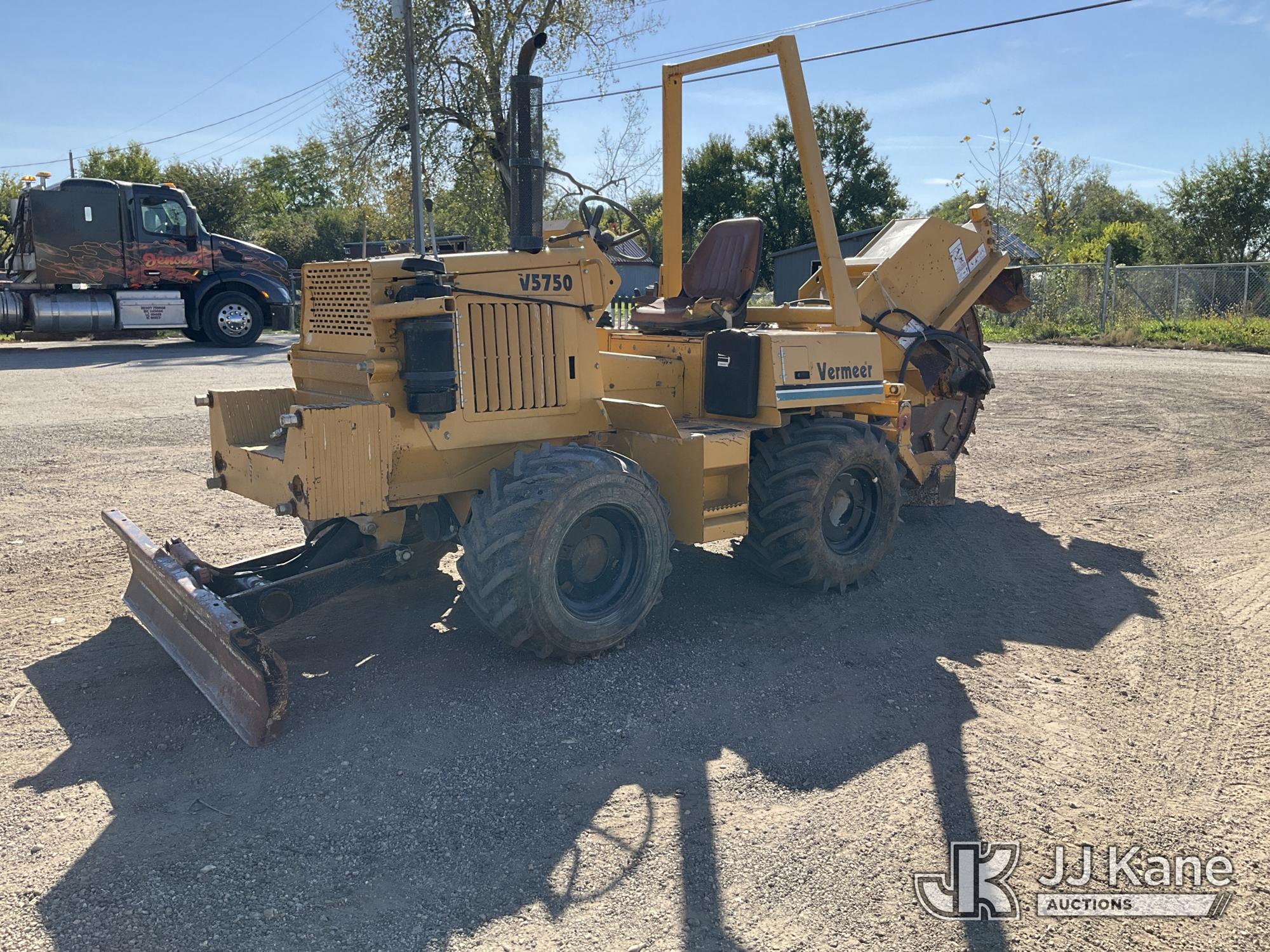 Photo of 2001 Vermeer V5750