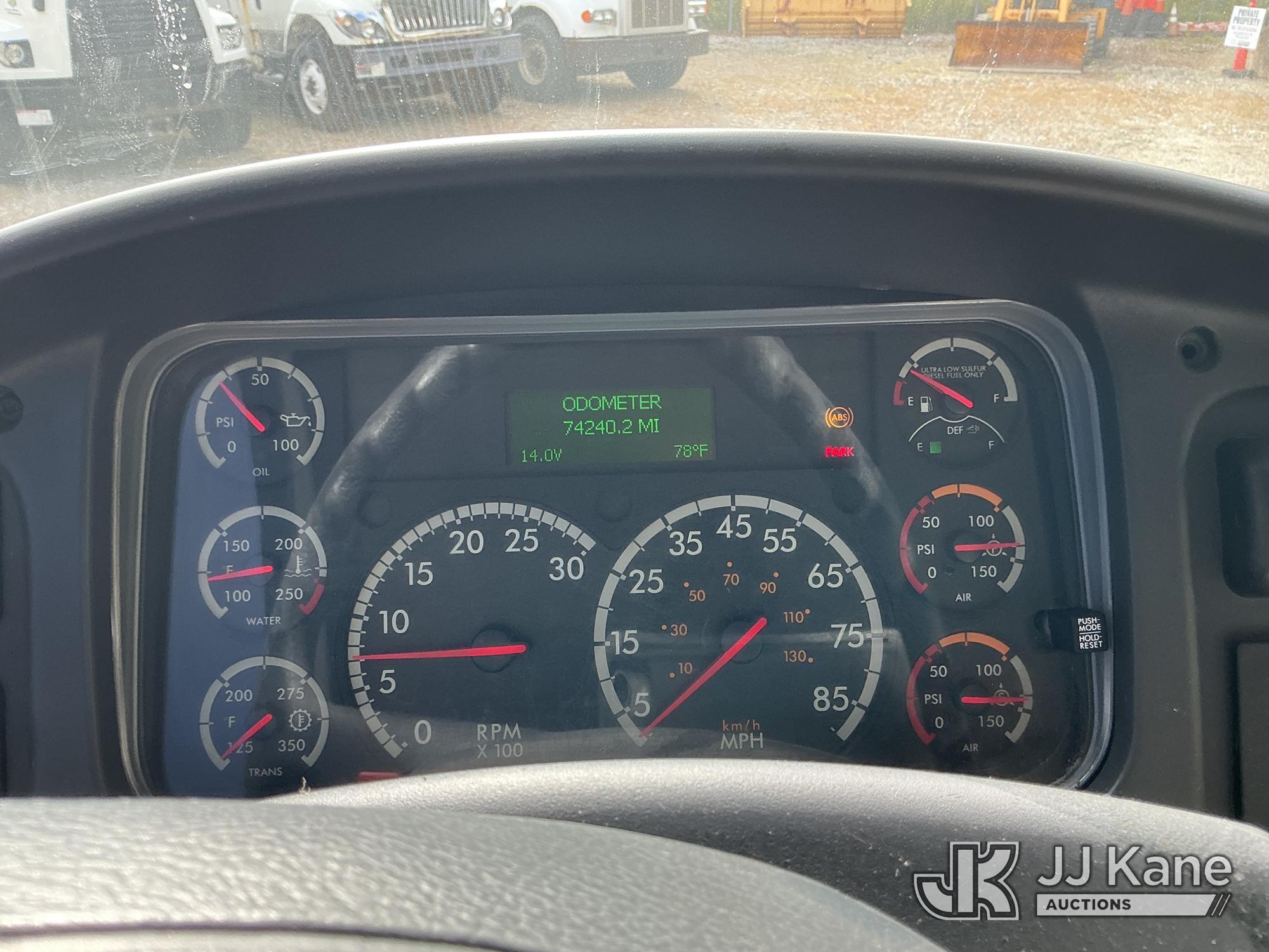 2017 Freightliner M2 106