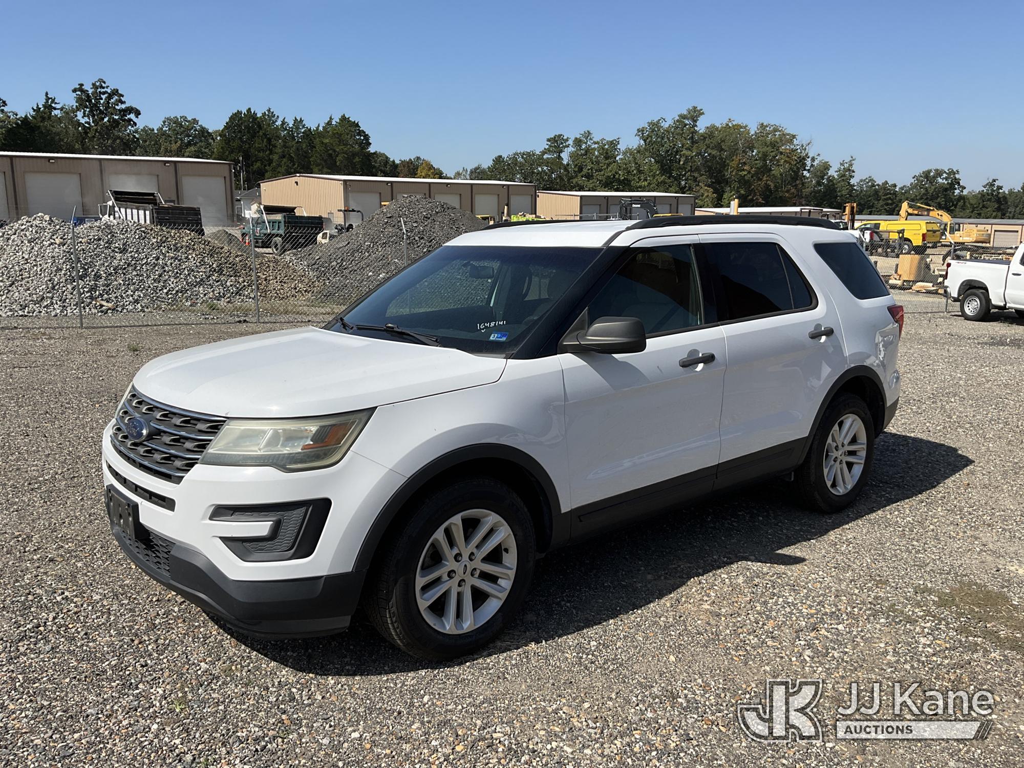 Photo of 2016 Ford Explorer 4x4