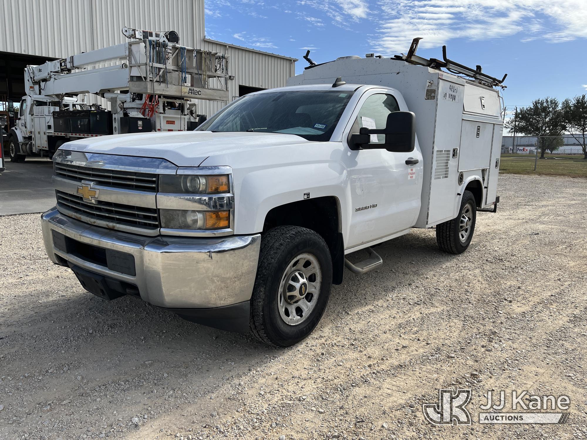 2015 Chevrolet Silverado 3500HD Enclosed Service Truck (1648163)