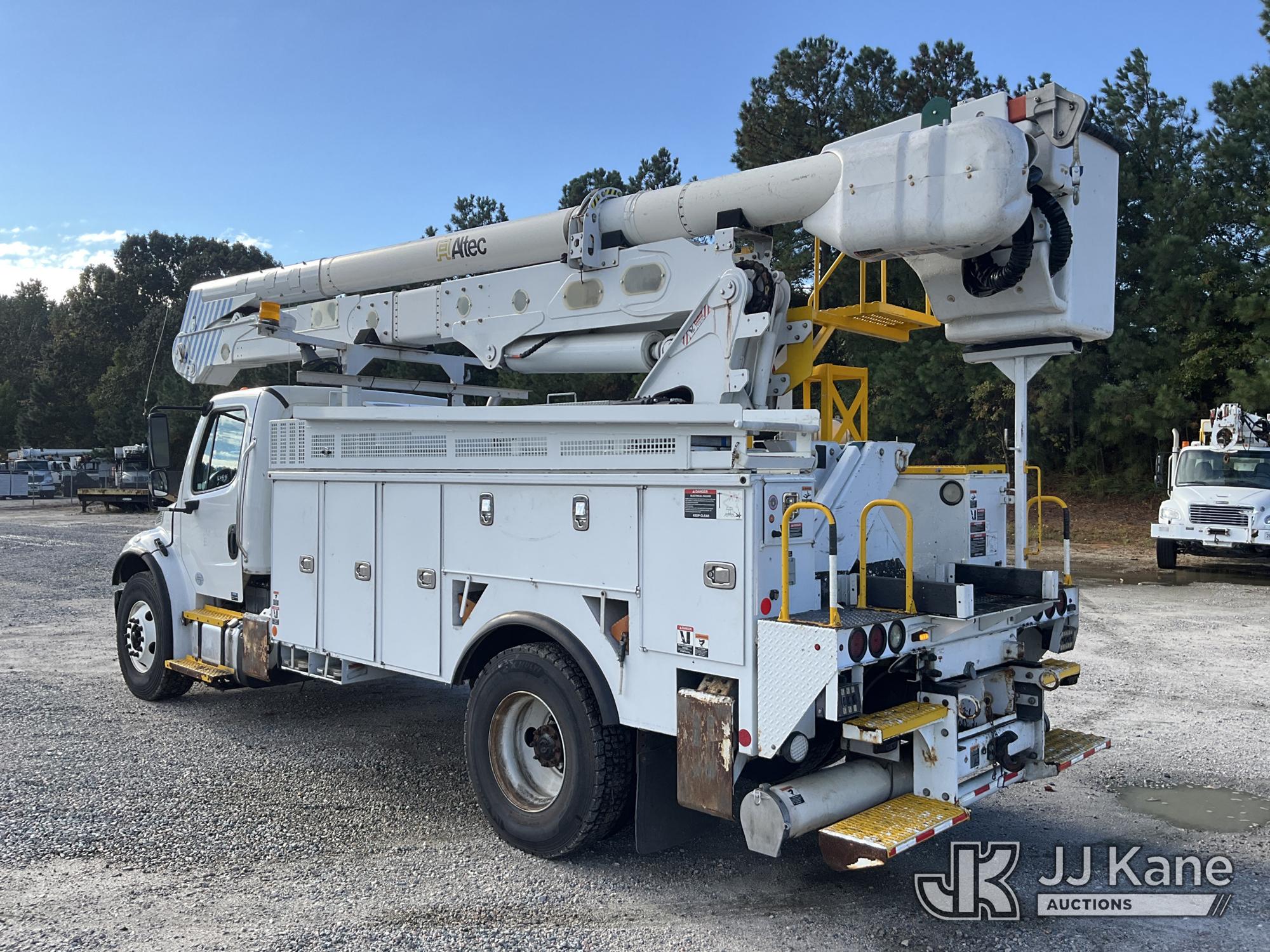 2019 Freightliner M2