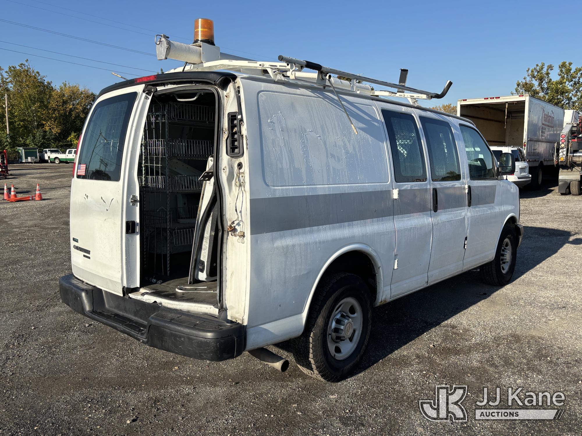 2011 Chevrolet Express G2500