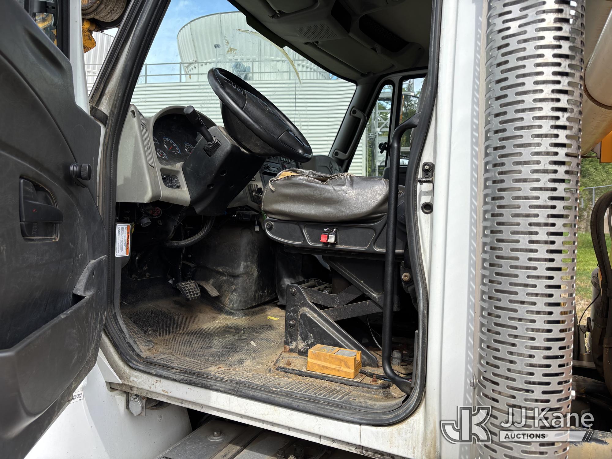 2014 International DURASTAR 4400