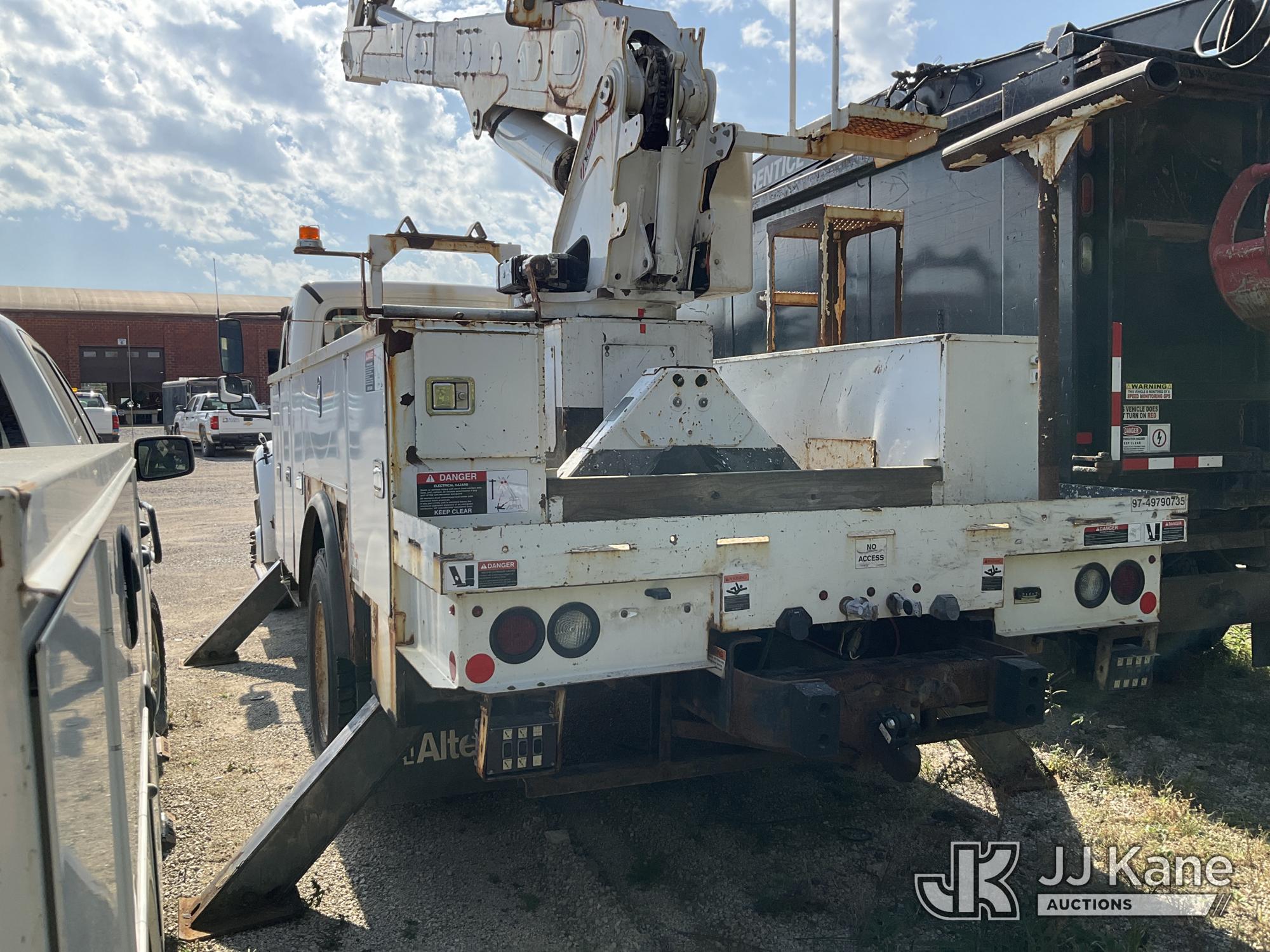 2019 Freightliner M2 106