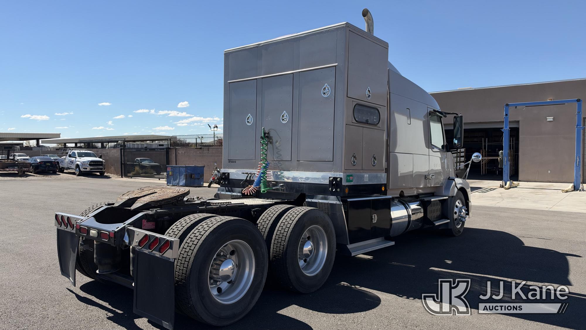 2013 Volvo VNL