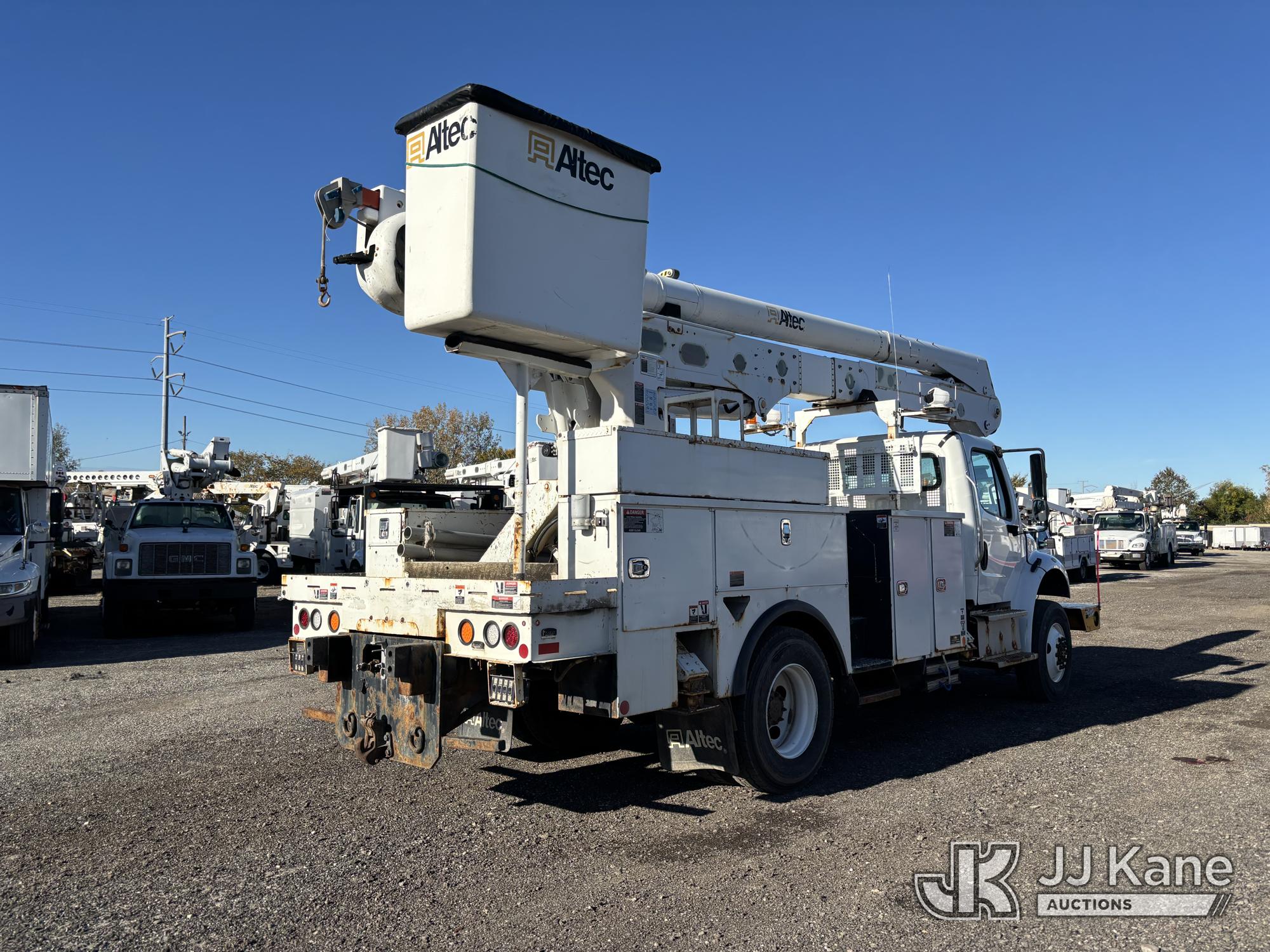 2018 Freightliner M2 106