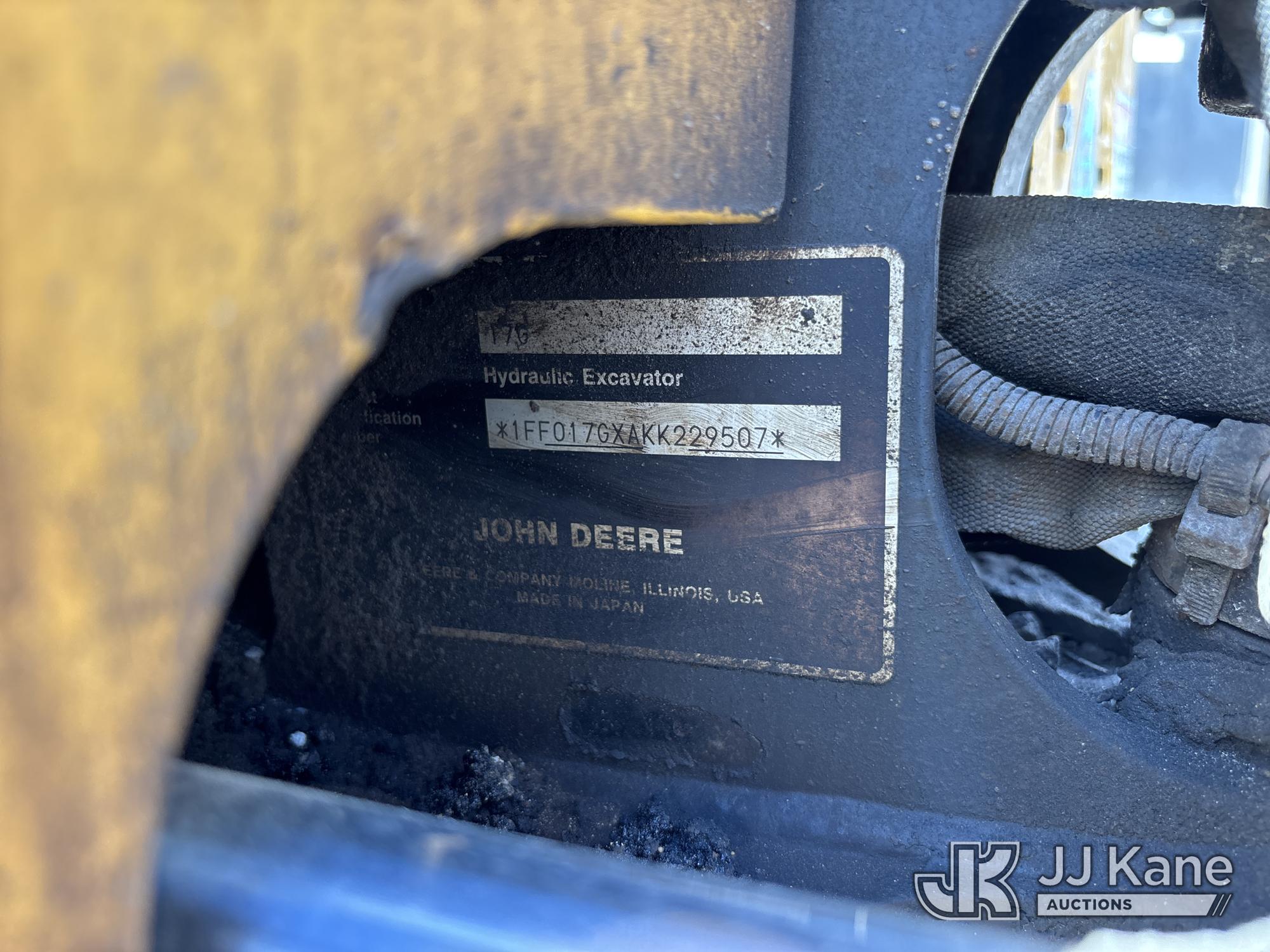 2019 John Deere 17G