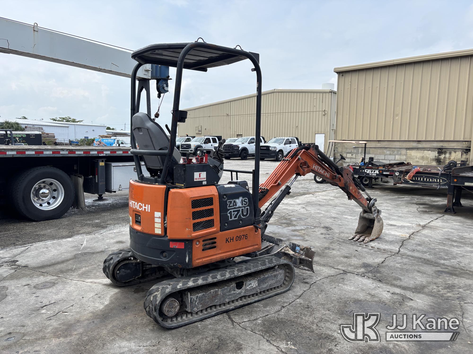 2017 Hitachi 17U
