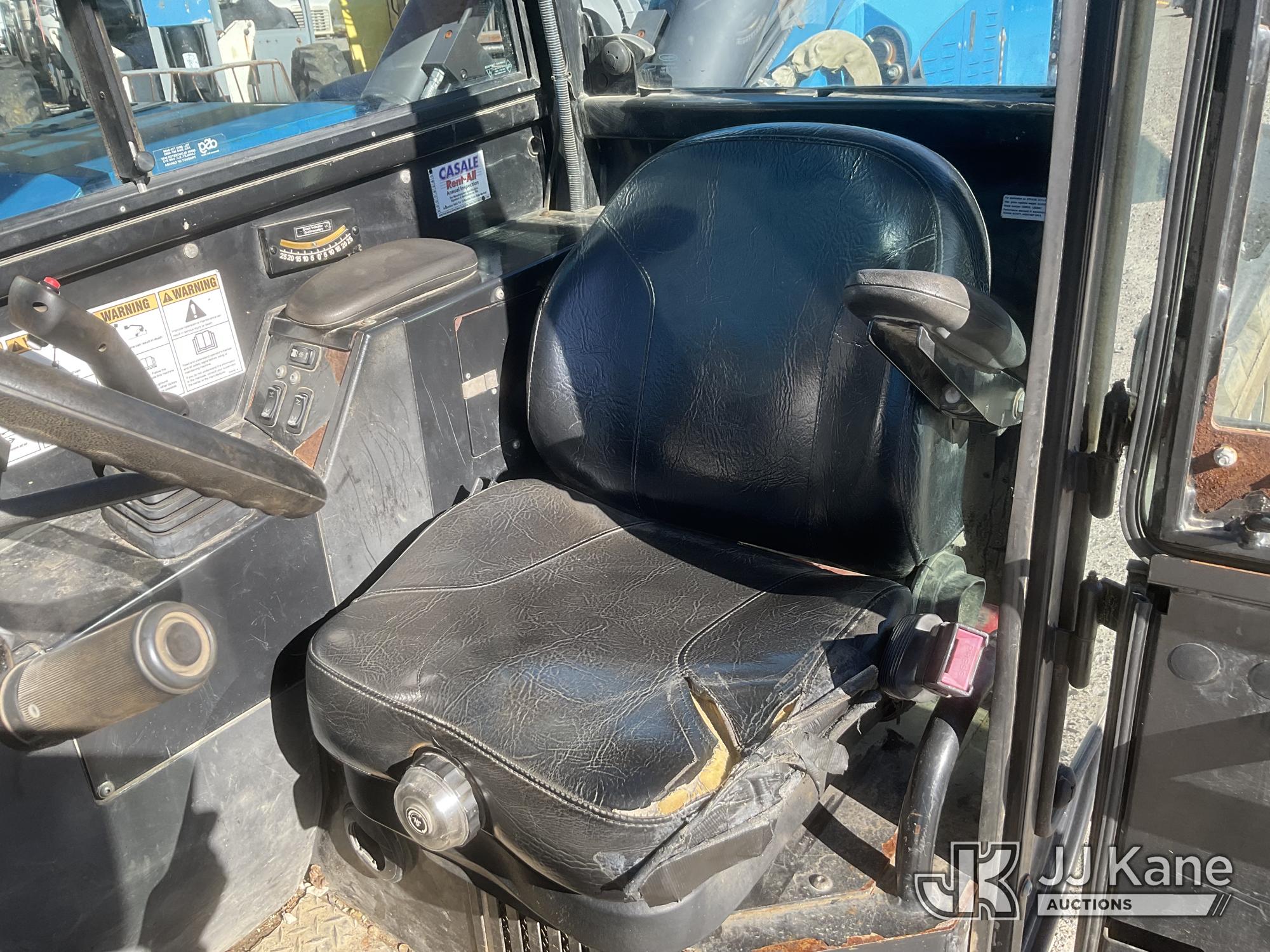 2015 Genie GTH1056