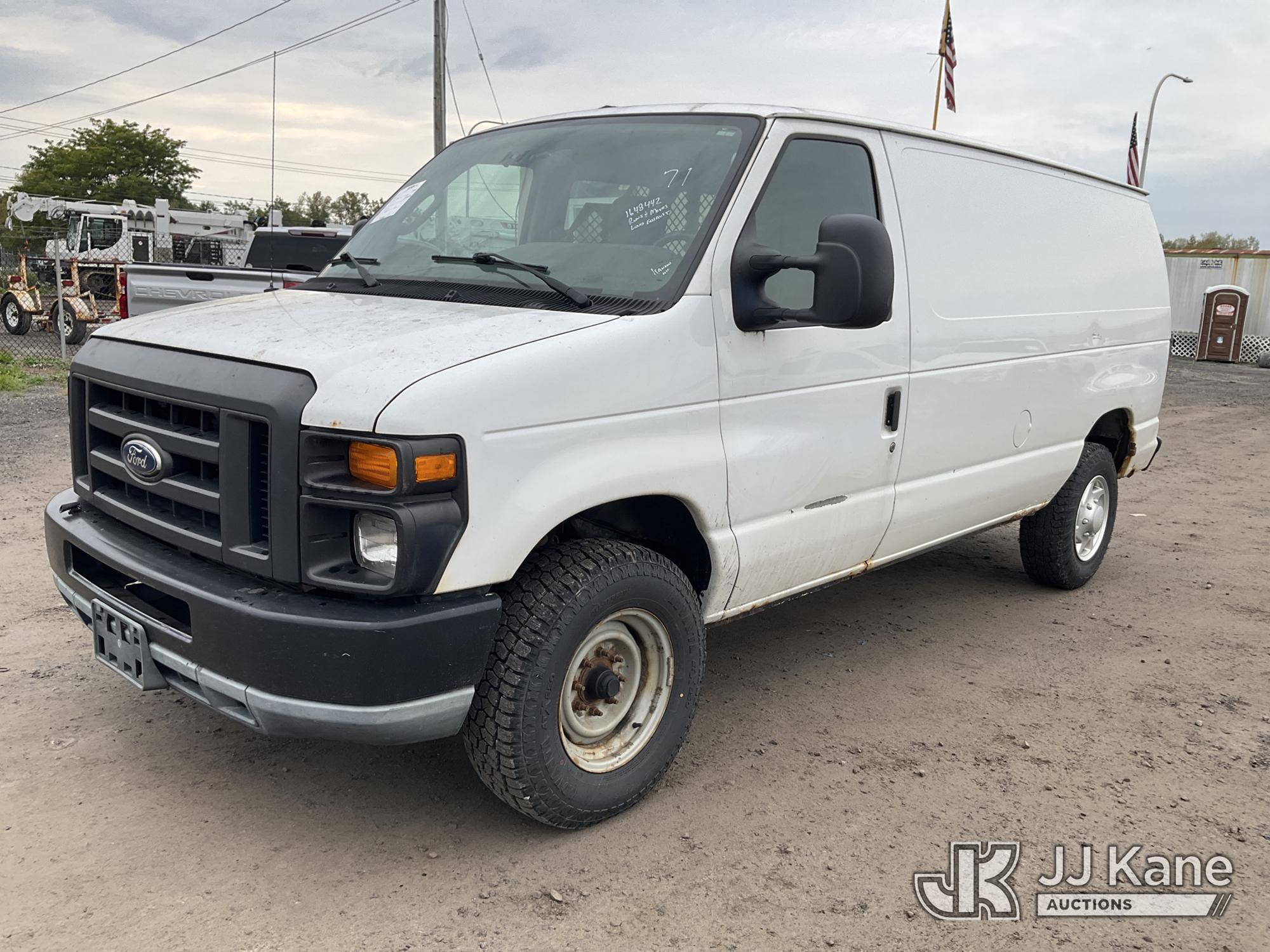 Photo of 2014 Ford E250