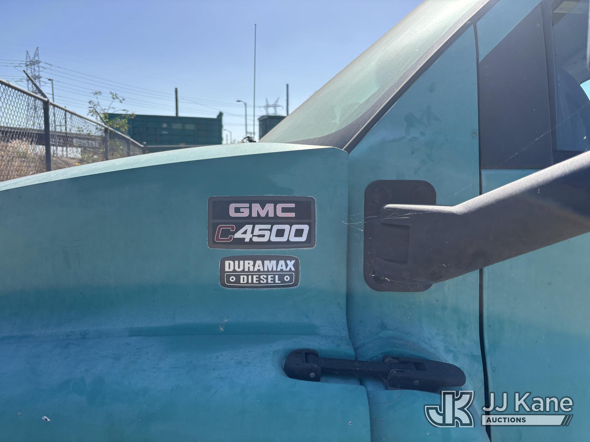 2003 GMC C4C042