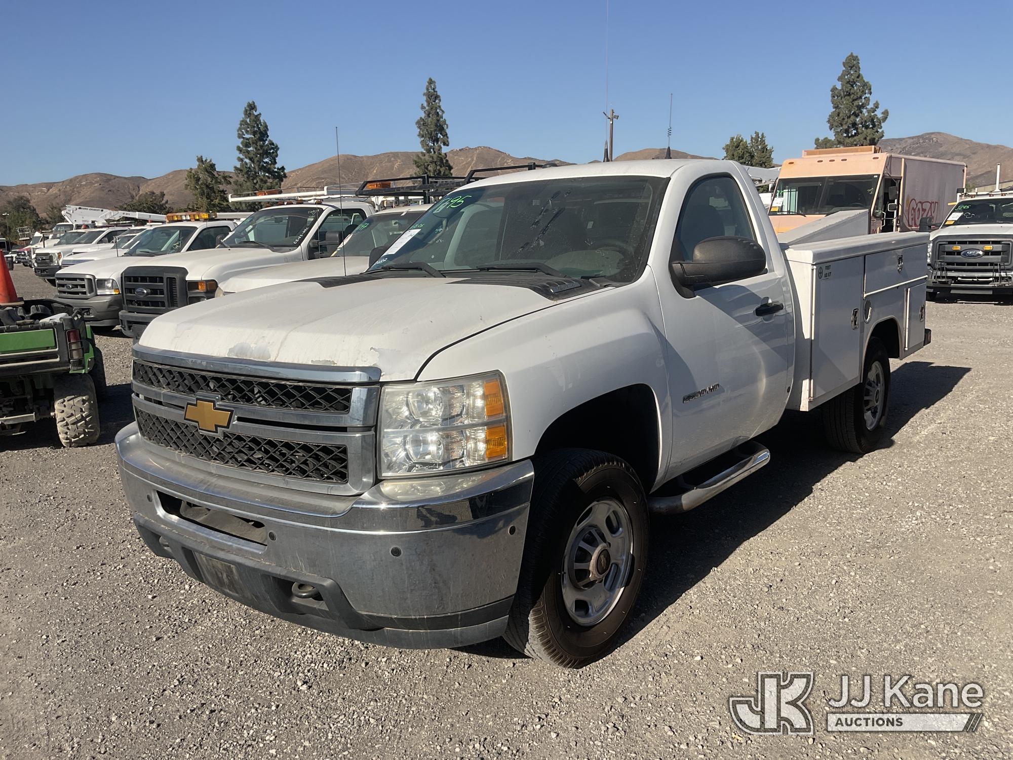 2012 Chevrolet Silverado 2500HD Service Truck (1648599)