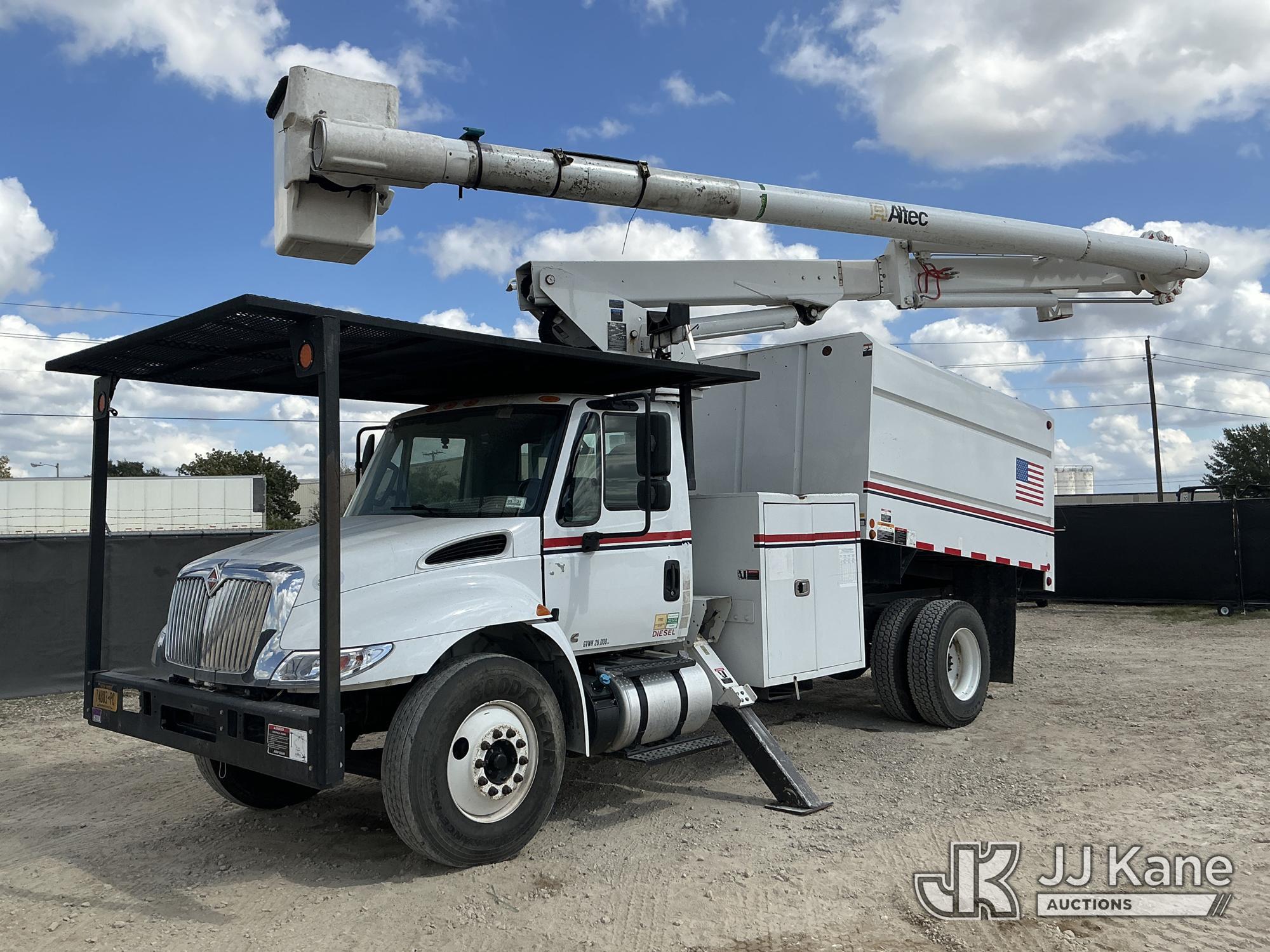 Photo of 2019 International DuraStar 4300
