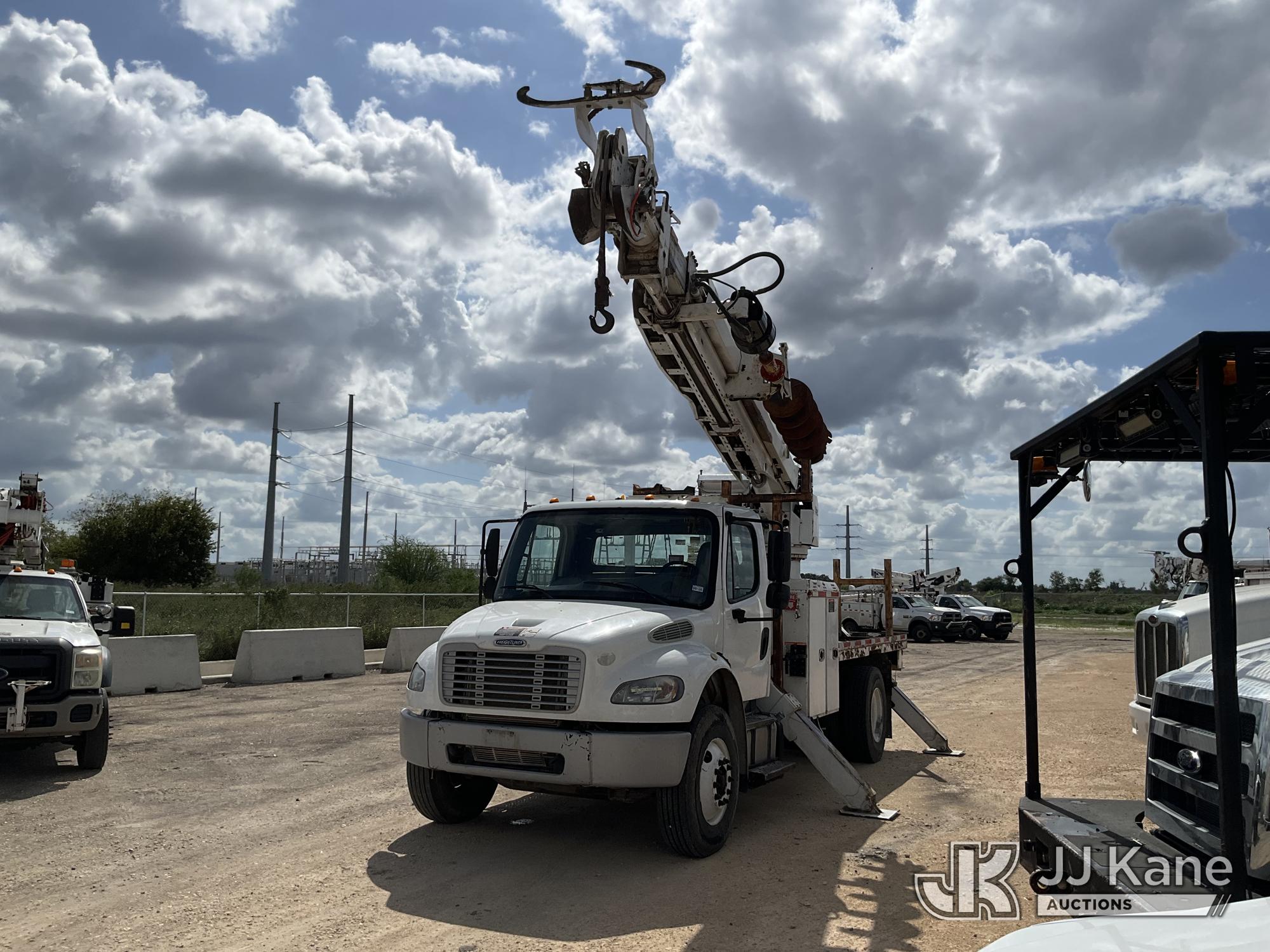 2015 Freightliner M2 106