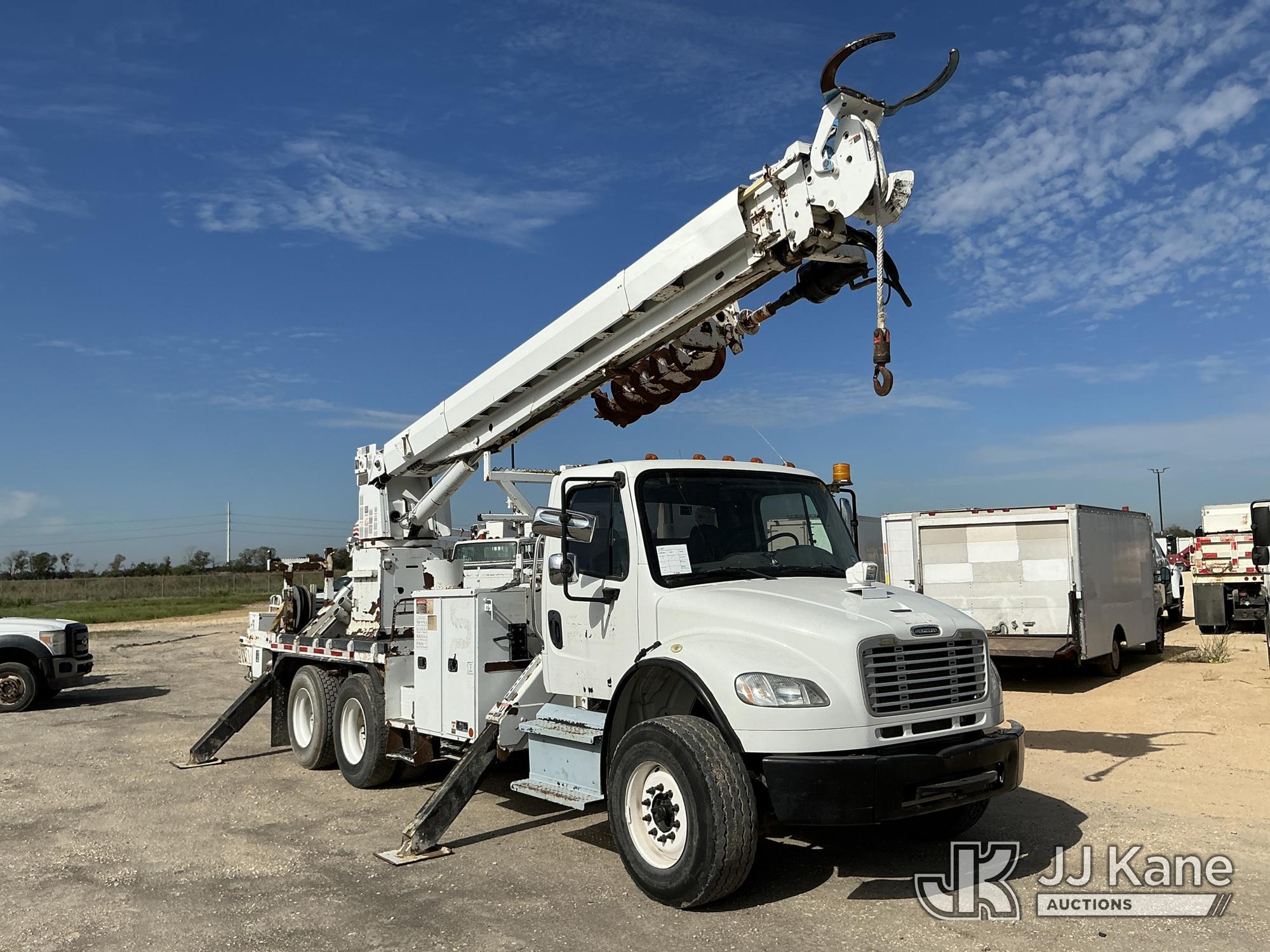 2014 Freightliner M2 106