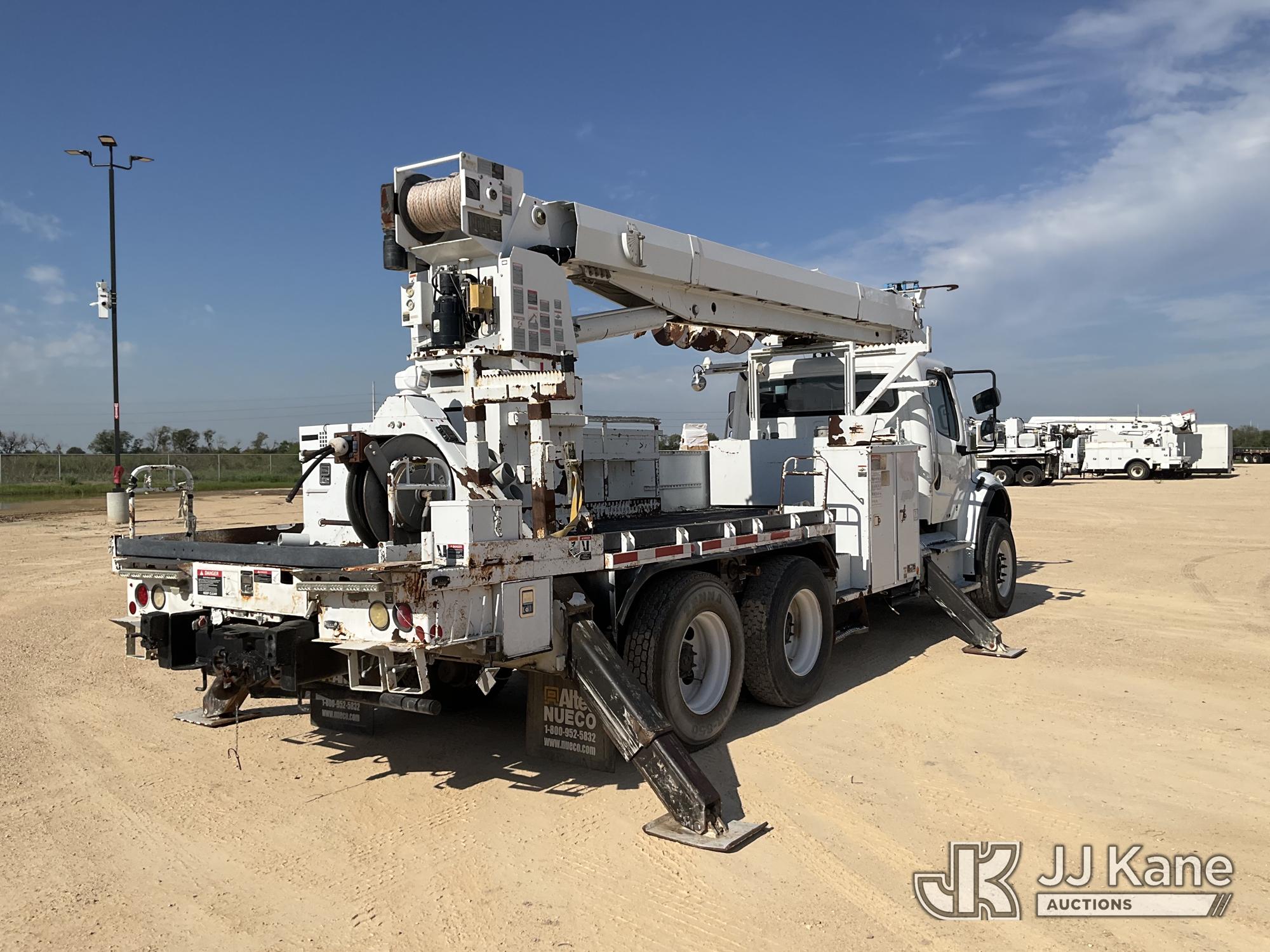 2014 Freightliner M2 106