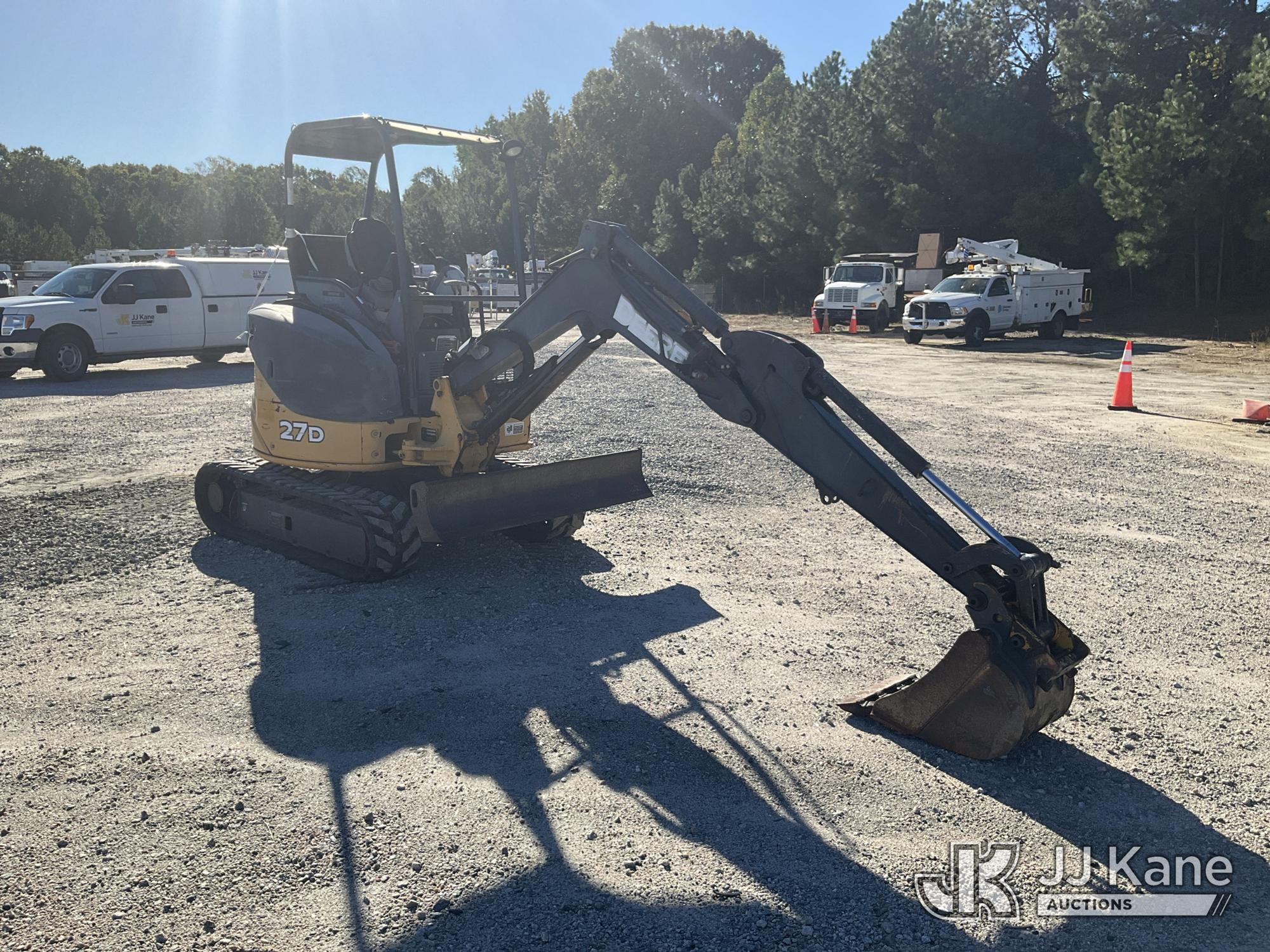2015 John Deere 27D