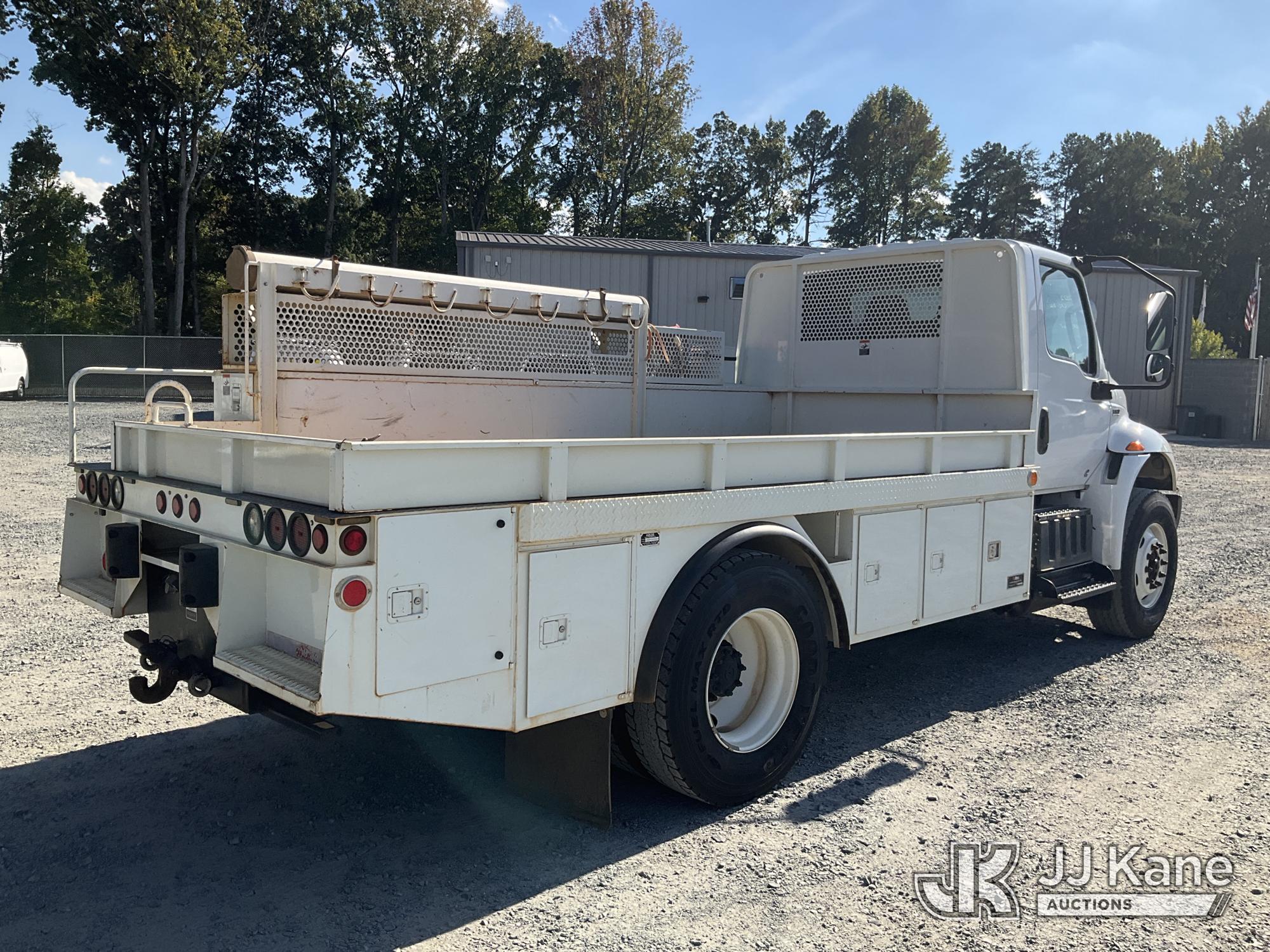 2022 International HV607