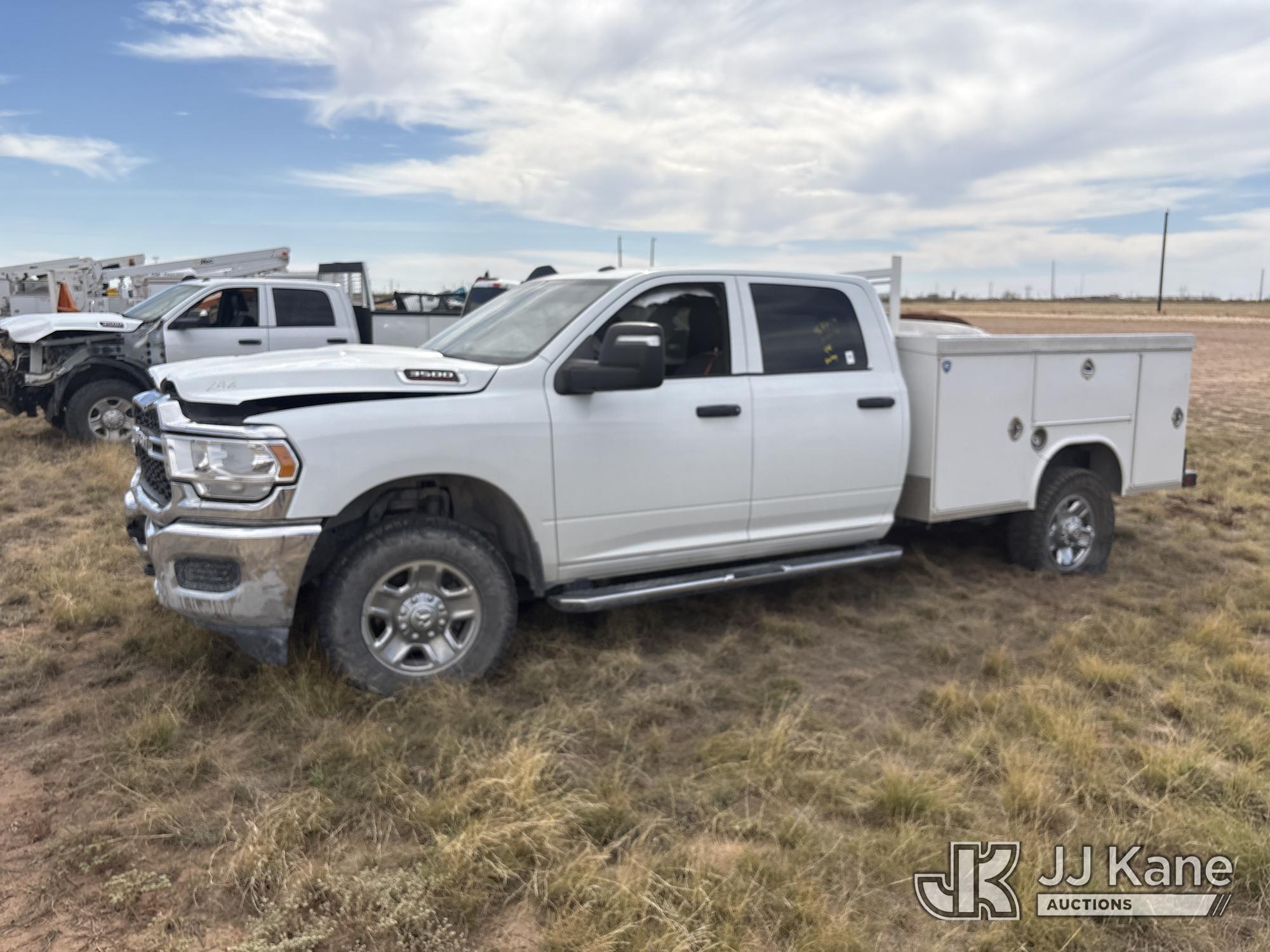 2024 RAM 3500 Crew-Cab Service Truck (1648682)