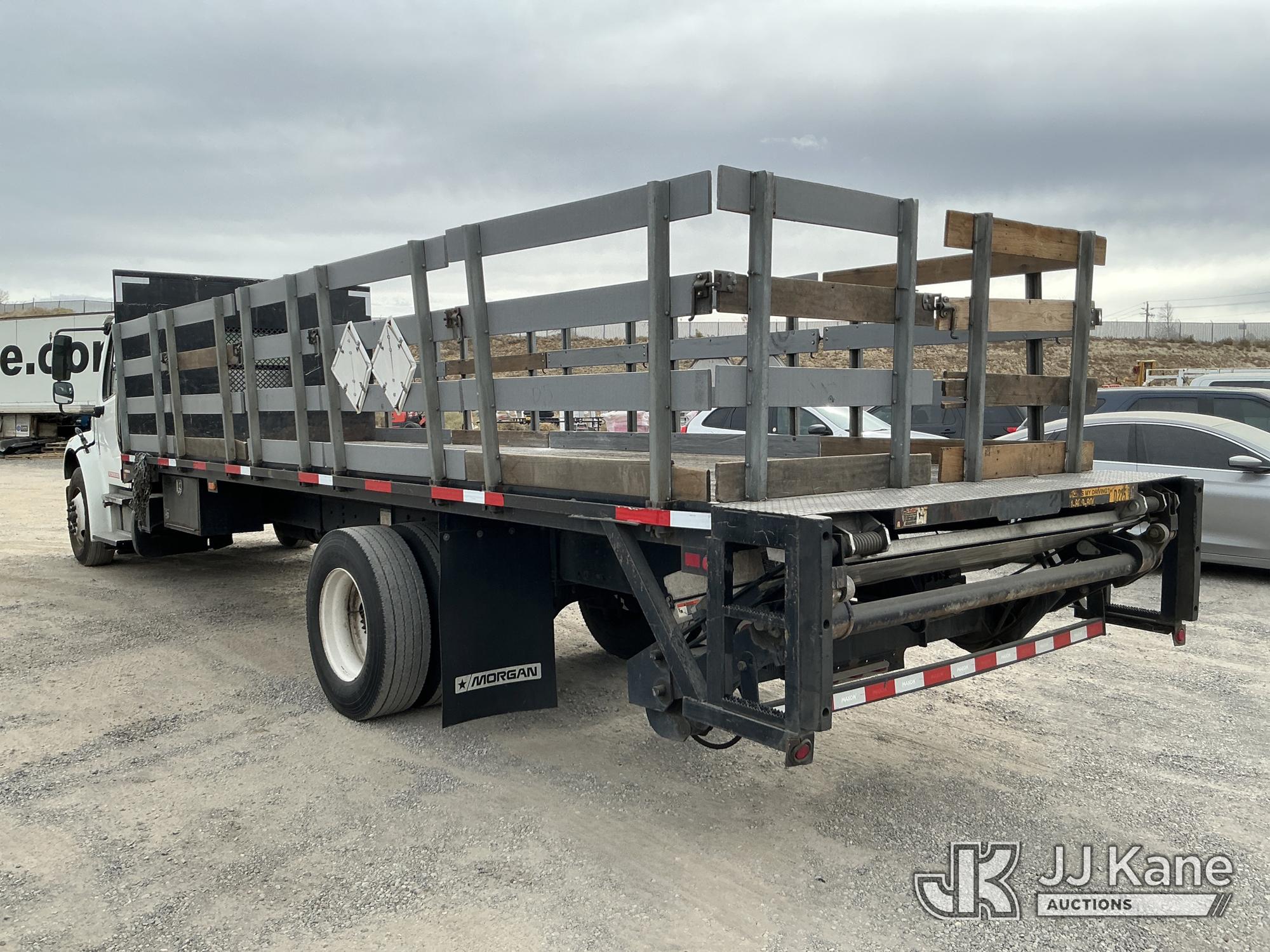 2012 Freightliner M2 106